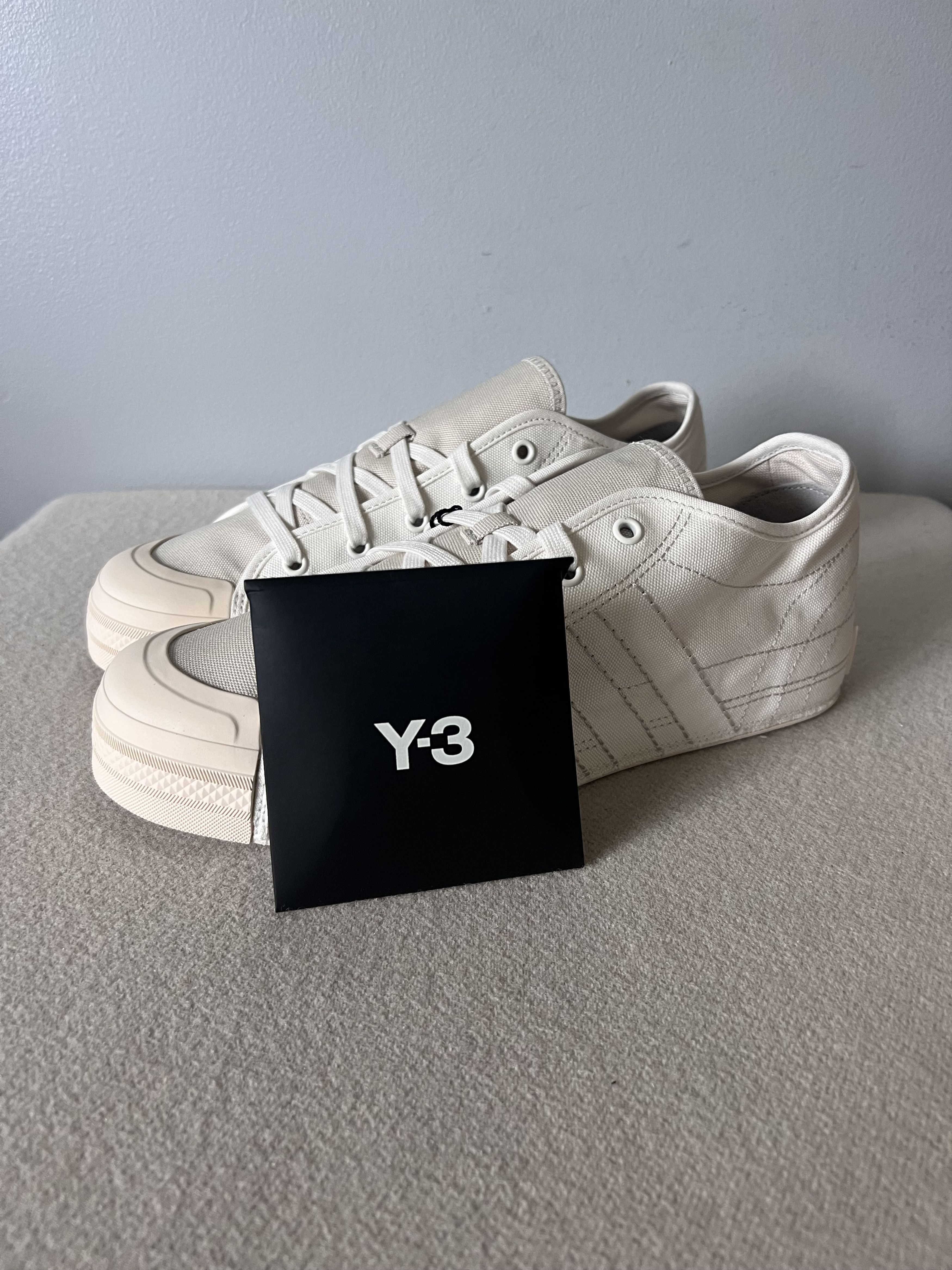 Y-3 Adidas Y-3 Nizza Low in White Talc Size US 10.5 / EU 43-44 - 7 Thumbnail