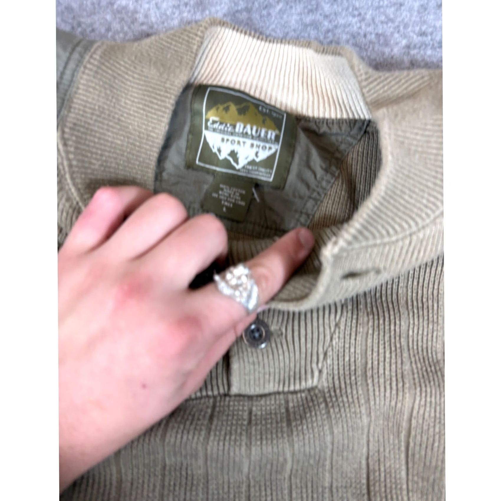 Eddie Bauer VINTAGE Eddie Bauer Sport Shop Henley Sweater Mens Large Brown Knit Utility Shirt Mens Large Brown Knit Utility Size US L / EU 52-54 / 3 - 5 Thumbnail