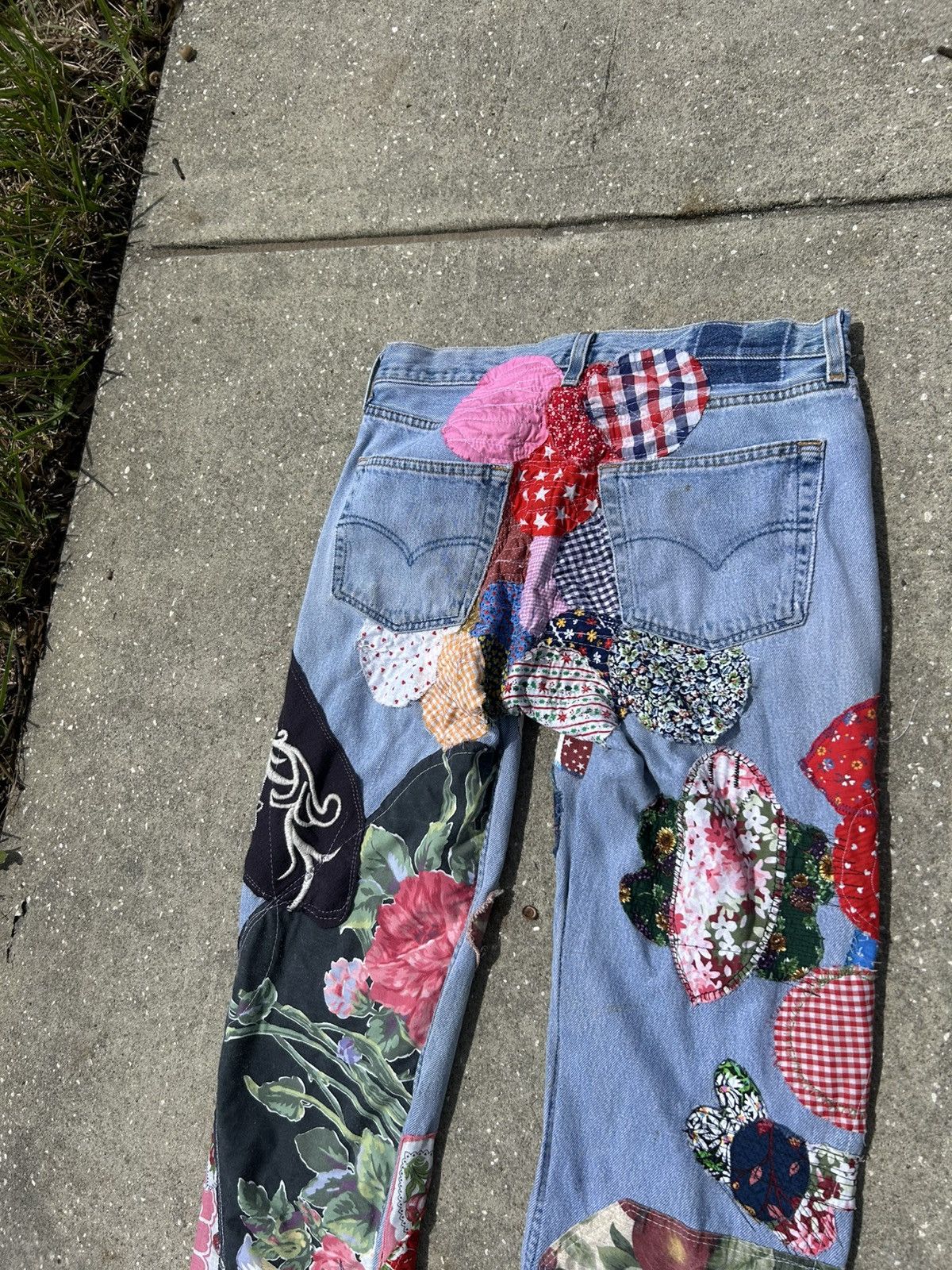 Other 1/1 Your World patchwork floral hippy denim jeans Size US 32 / EU 48 - 5 Thumbnail