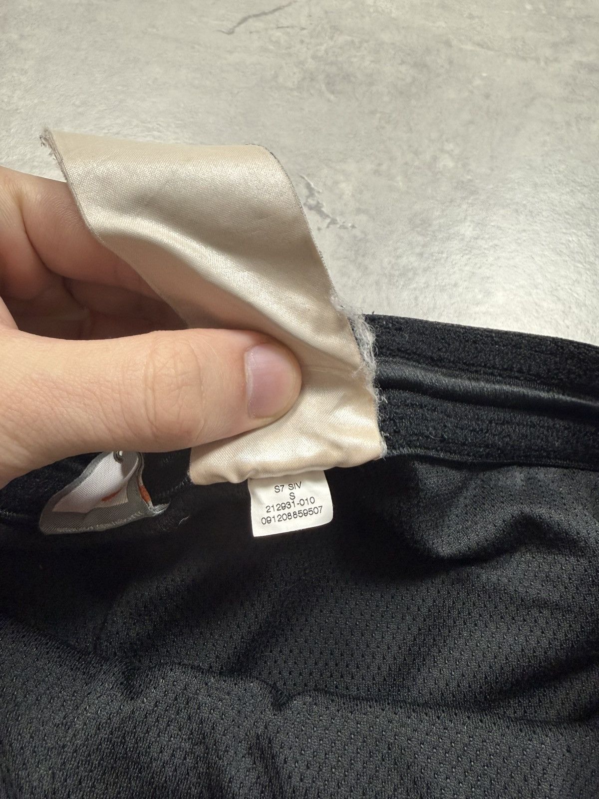Nike Nike Vintage Shorts Size US 31 - 8 Thumbnail