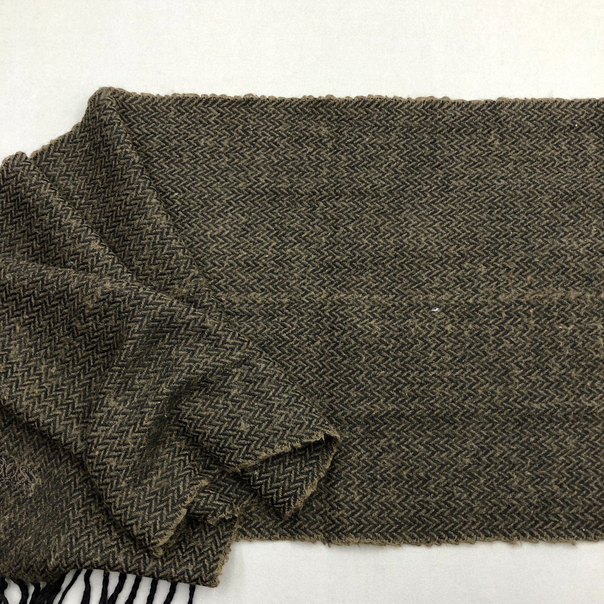 Hugo Boss Vintage Hugo Boss Scarf Muffler Wool Tweed Winter Scarves Size ONE SIZE - 5 Thumbnail