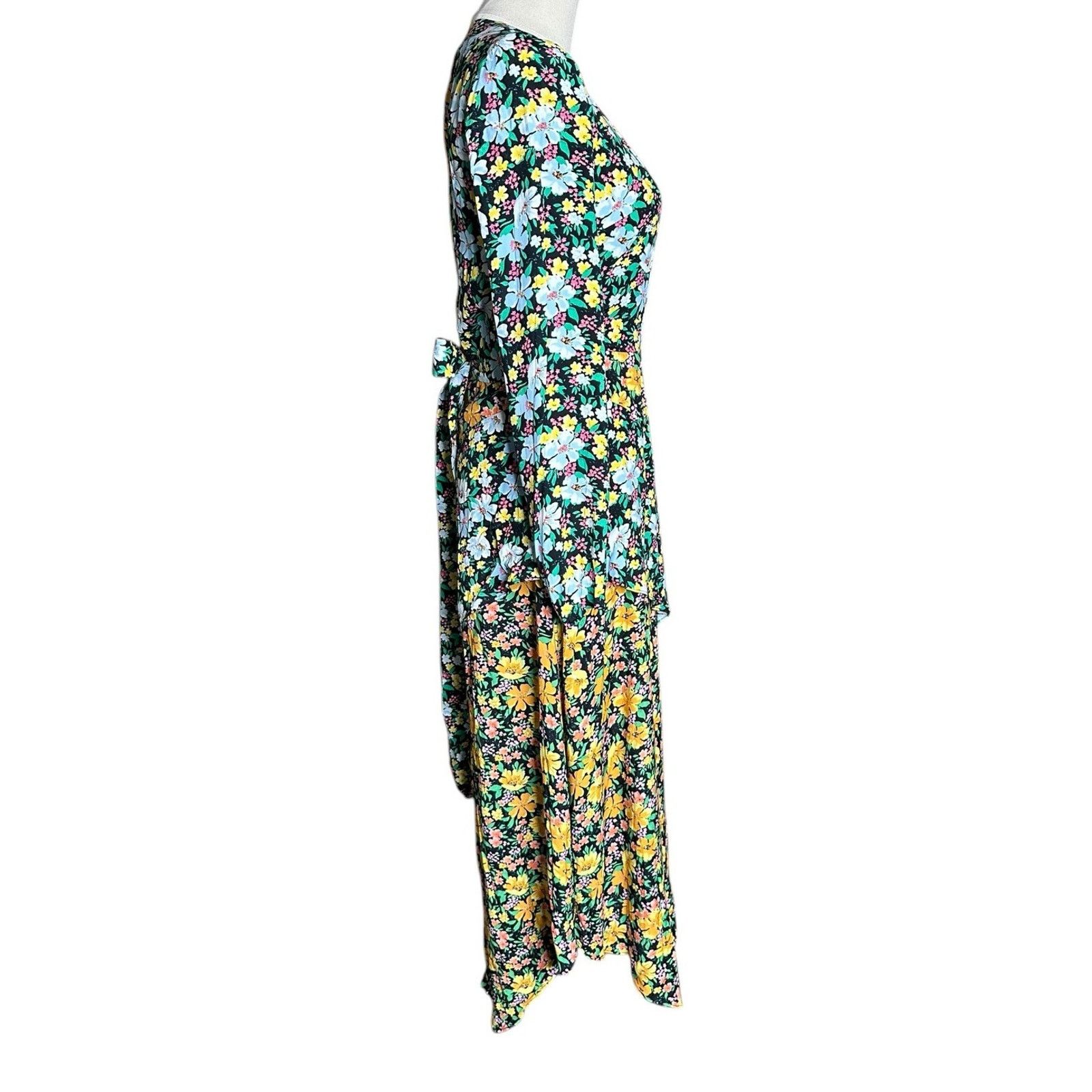Maje Maje Roen Black Floral Faux Wrap Midi Dress Sz 1 Small $415 Size S / US 4 / IT 40 - 7 Thumbnail