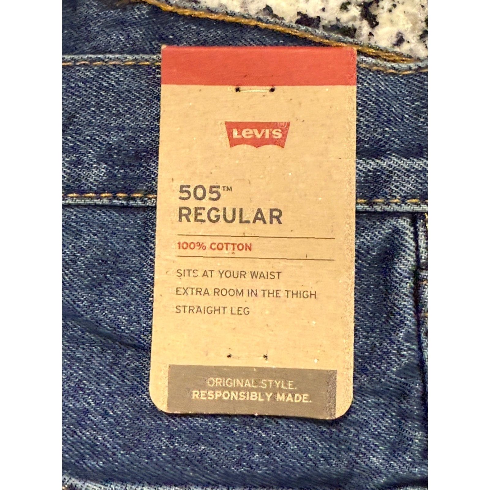 Levi's VINTAGE Levi's 505 Jeans Men Regular Fit 42x32 Straight Leg Denim Medium Wash Blue Size US 42 / EU 58 - 4 Thumbnail