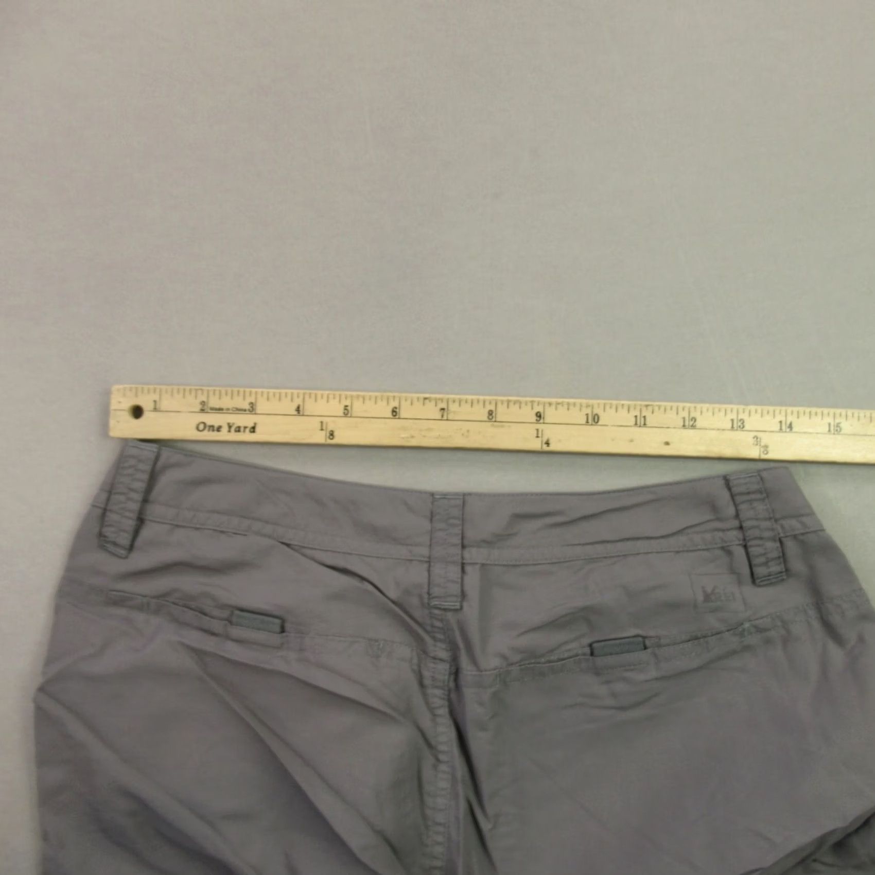 Vintage REI Shorts Womens 6 Lightweight Hiking Cargo Gray Casual Outdoors Size 28" / US 6 / IT 42 - 6 Thumbnail
