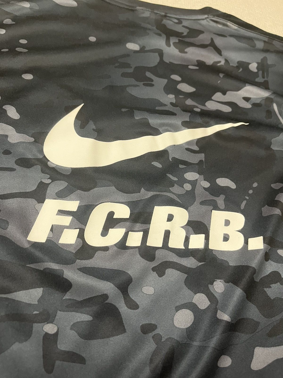 F.C.R.B Nike fcrb fc real bristol camo jersey supreme stussy nigo Size US XL / EU 56 / 4 - 10 Thumbnail