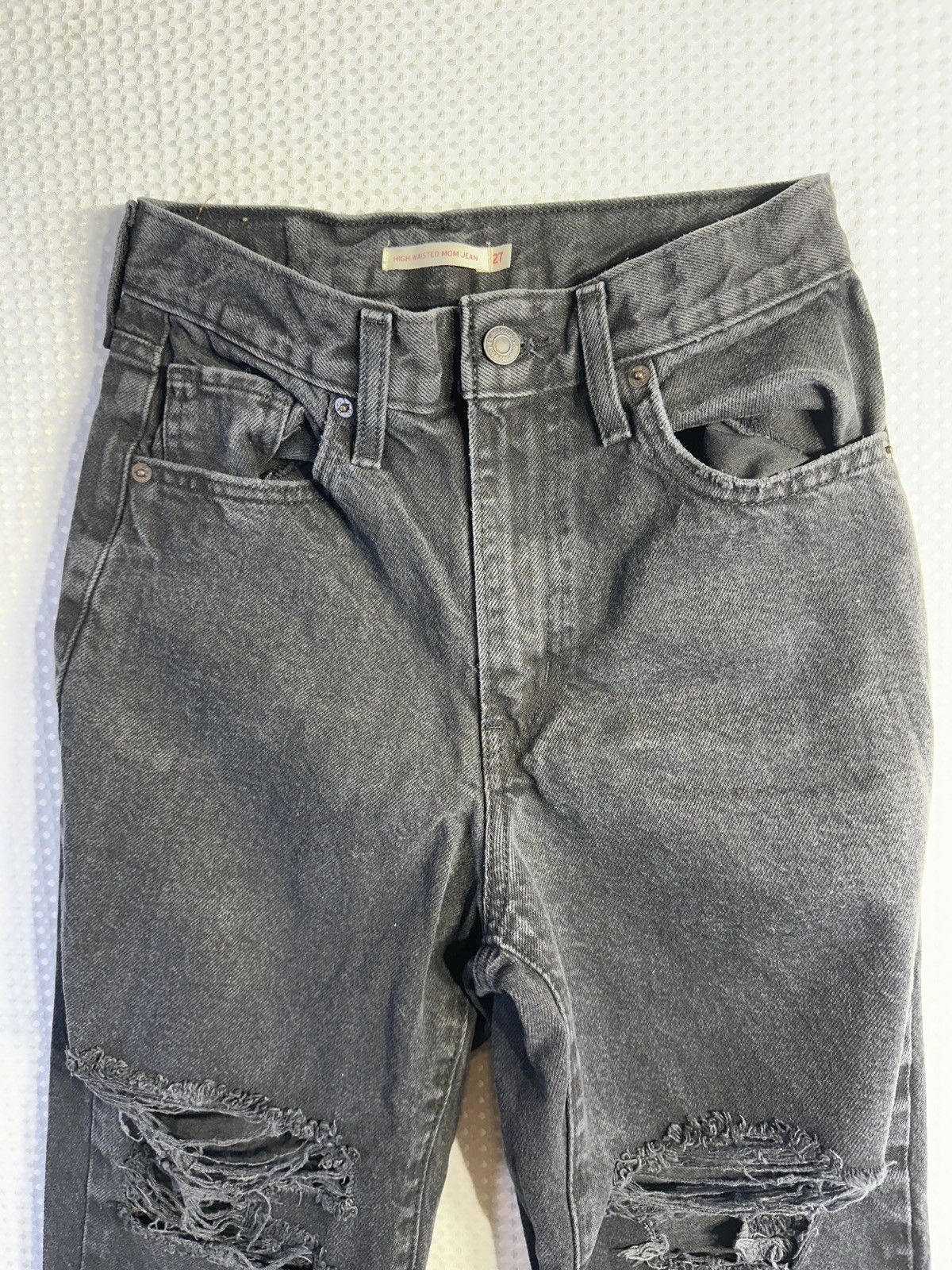 Levi's Levi's high waisted distressed mom jean Size 27" / US 4 / IT 40 - 6 Thumbnail