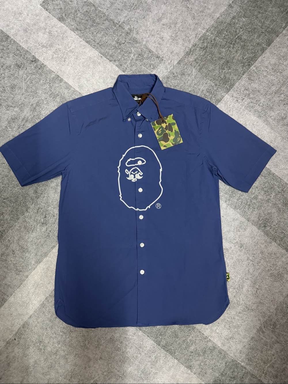 Bape Mr. BATHING APE Ape Head Short Sleeve Shirt Size M Size US M / EU 48-50 / 2 - 1 Thumbnail