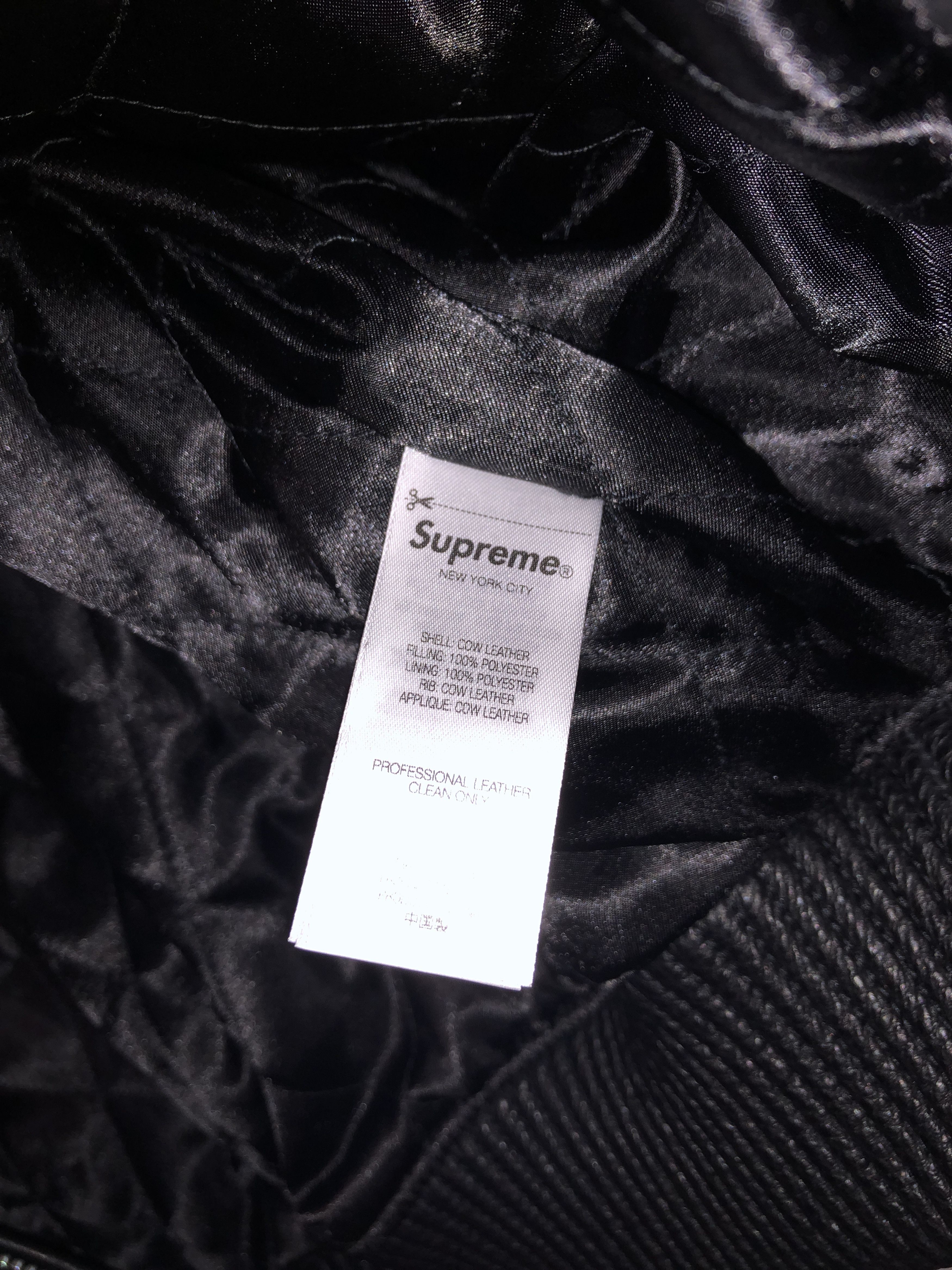 MLB × Supreme Supreme®/Chicago White Sox™ Leather Varsity Jacket Size US L / EU 52-54 / 3 - 5 Thumbnail