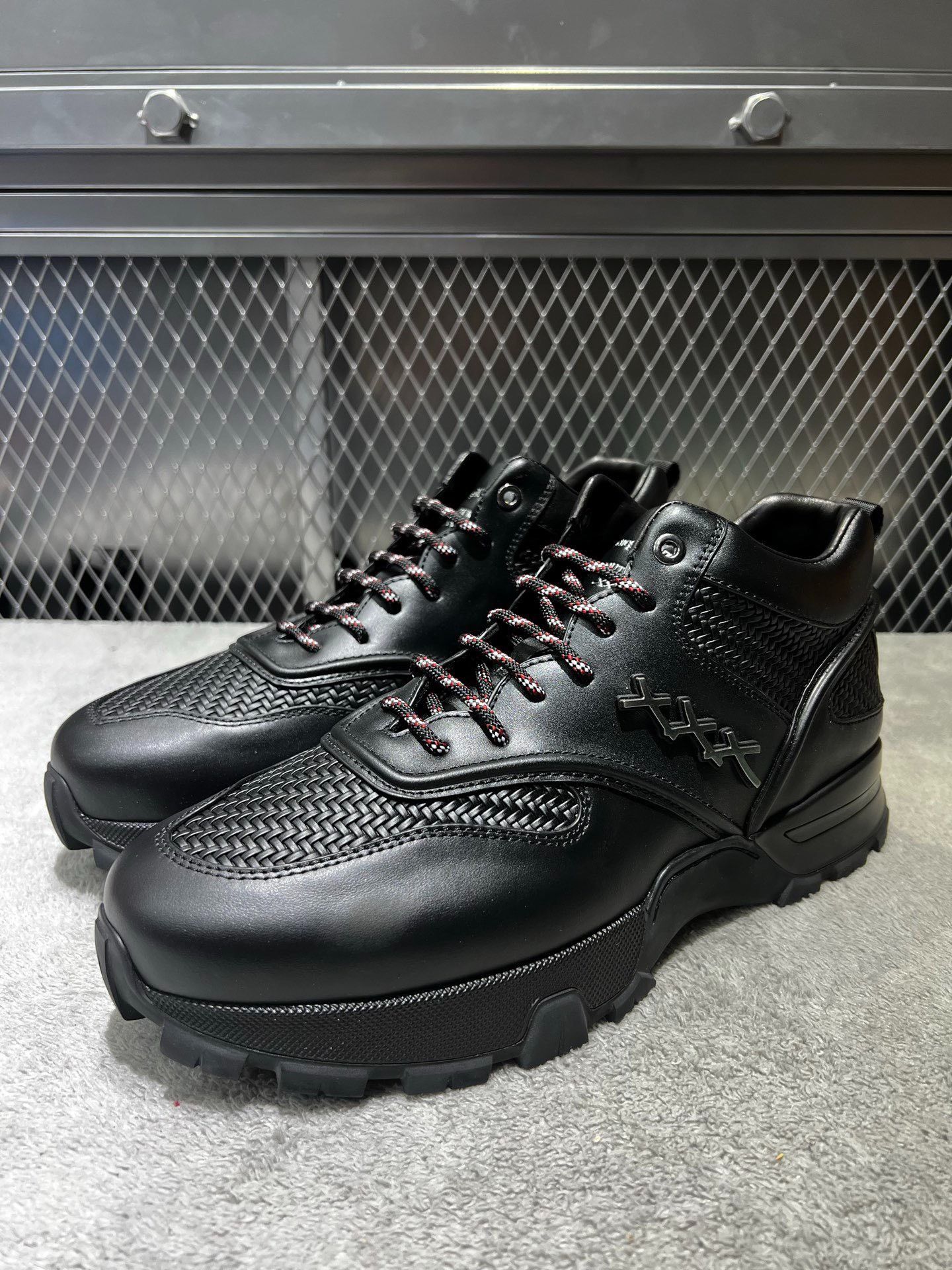Ermenegildo Zegna Ermenegildo Zegna Knit Black Lowtop Sneakers 44 Men Size US 10.5 / EU 43-44 - 1 Thumbnail