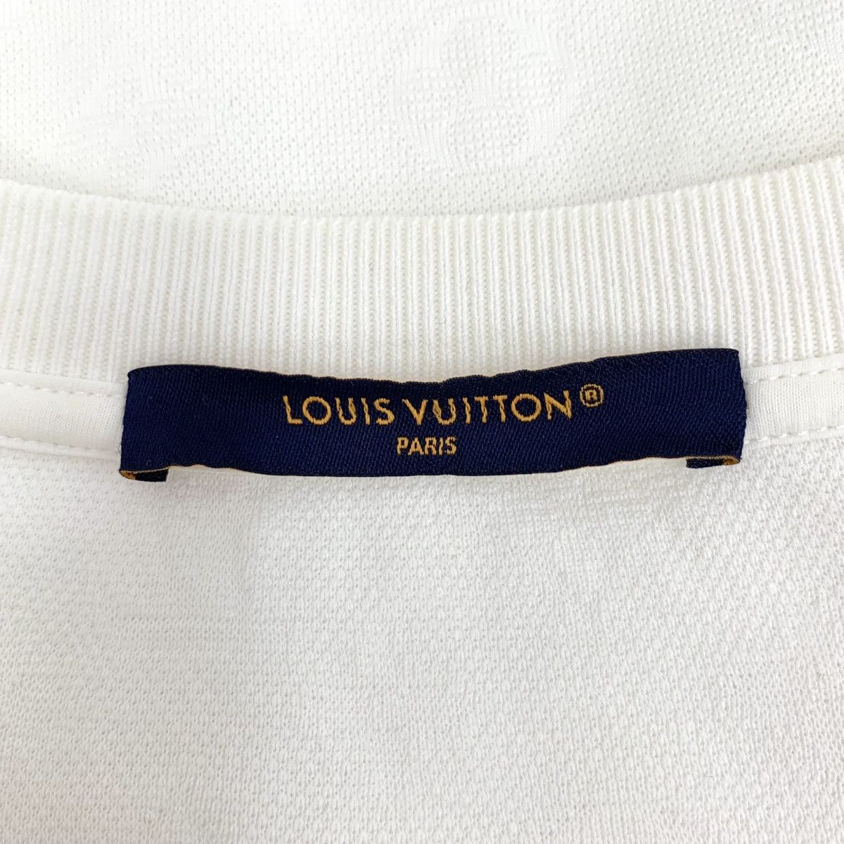Louis Vuitton Louis Vuitton Logo All Over Print Short Sleeve T-Shirt K26WX Size US L / EU 52-54 / 3 - 5 Thumbnail