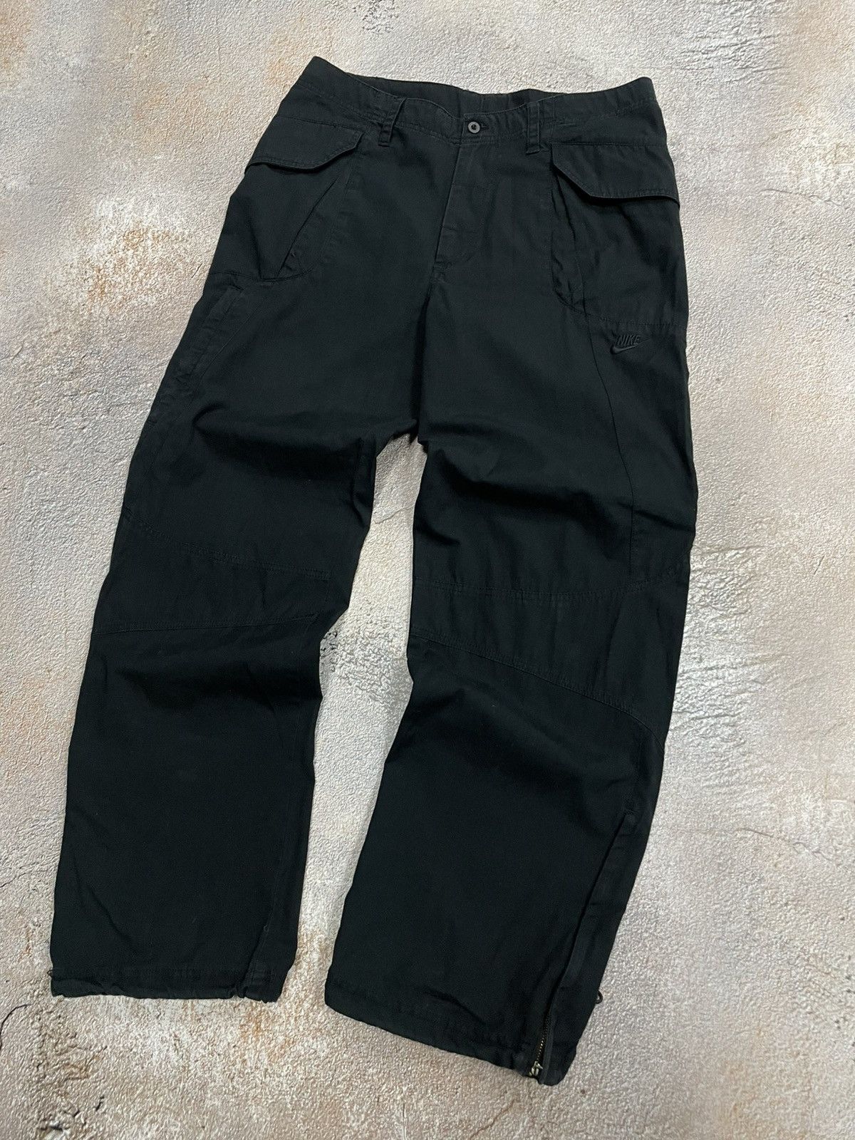 Nike Vintage Nike Black Boxy Cargo Pants Size US 32 / EU 48 - 2 Thumbnail