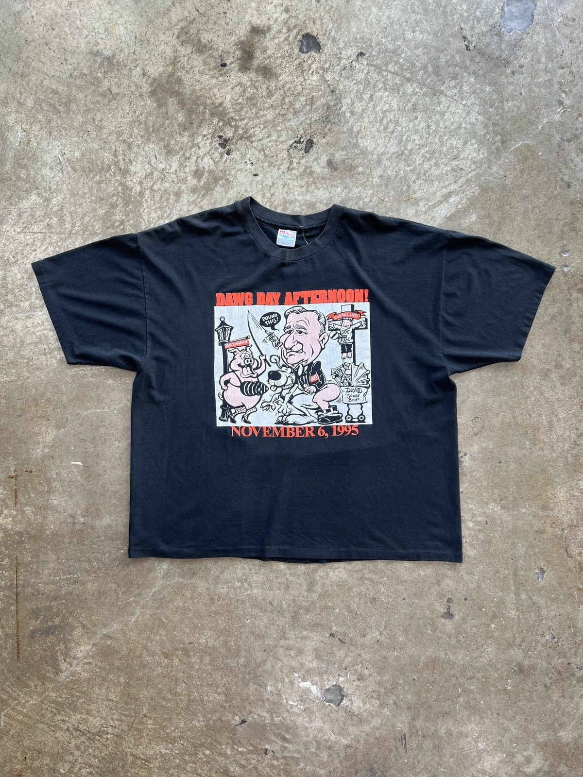 NFL Vintage 90s Cleveland Browns Cartoon Tee 2XL Size US XXL / EU 58 / 5 - 2 Thumbnail