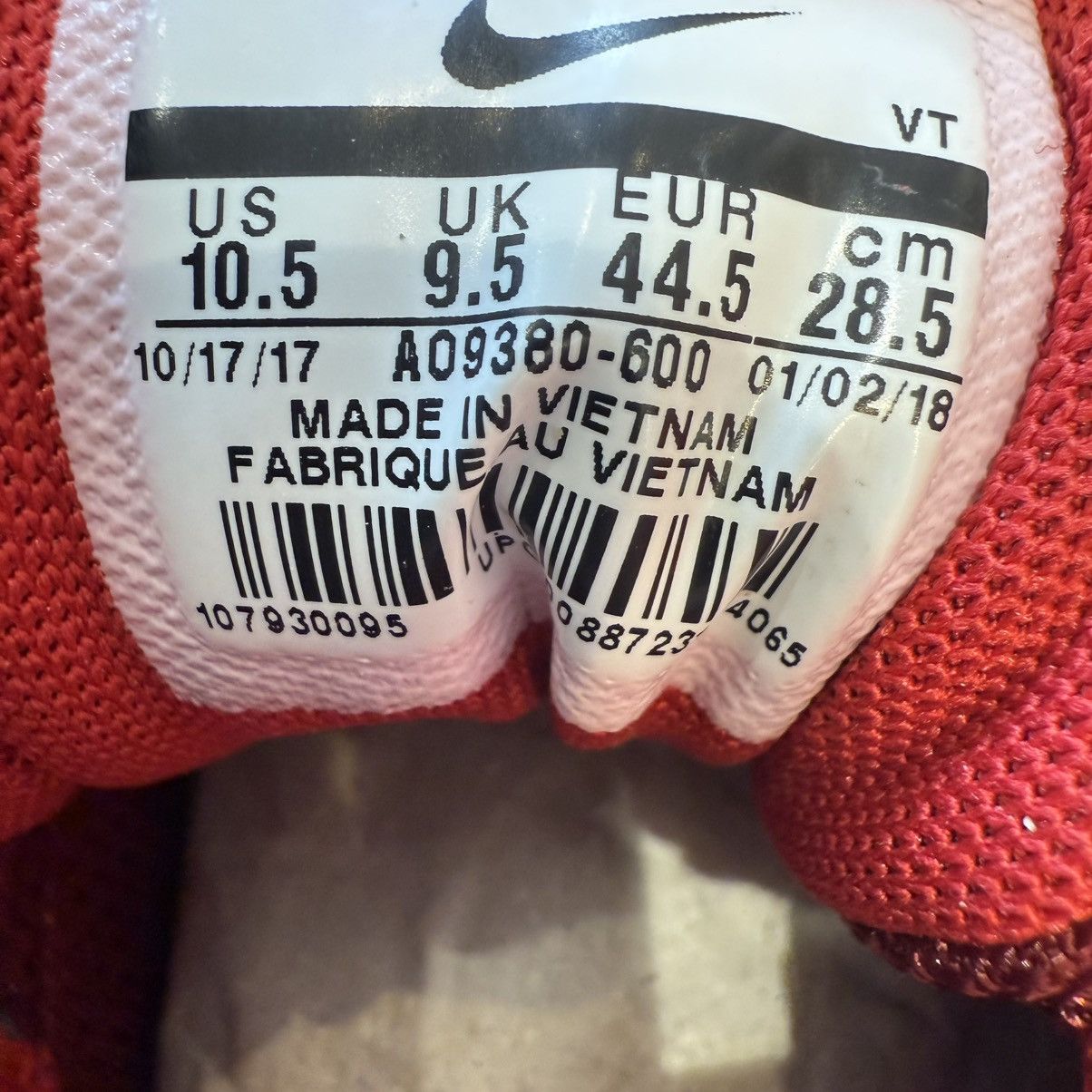 Nike Nike Air Max 98 Triple Red Size US 10.5 / EU 43-44 - 6 Thumbnail