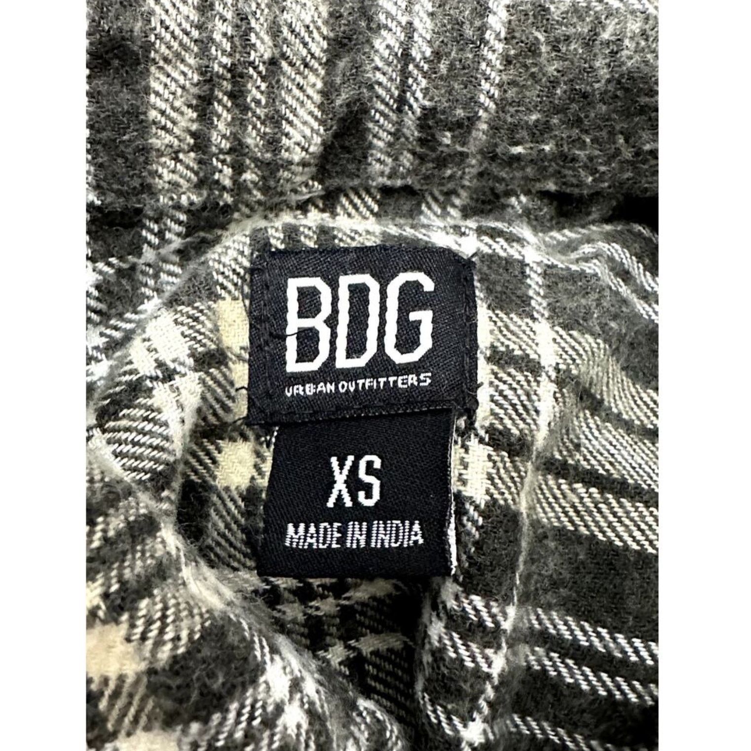 Bdg BDG Urban Outfitters Button Down Shirt Plaid Black Gray XS Size XS / US 0-2 / IT 36-38 - 8 Thumbnail