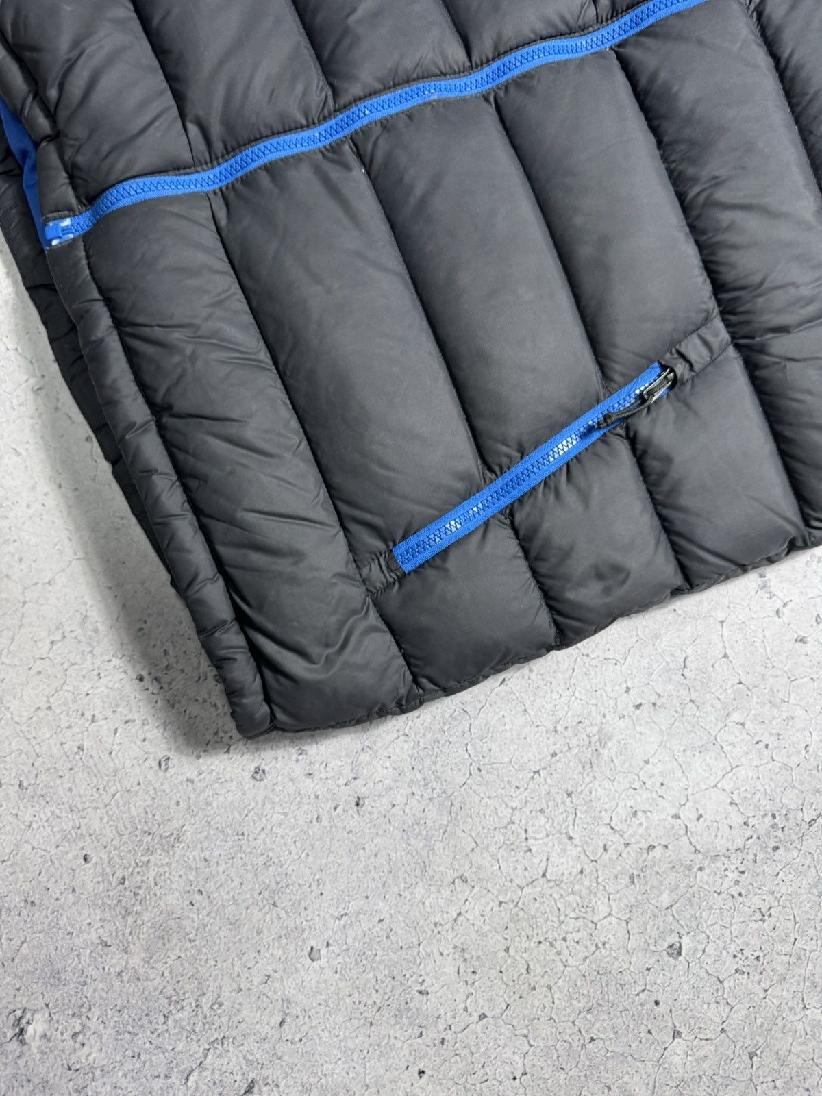 The North Face The North Face 700 Down Puffer Vest Nuptse Hype TNF Size US L / EU 52-54 / 3 - 4 Thumbnail