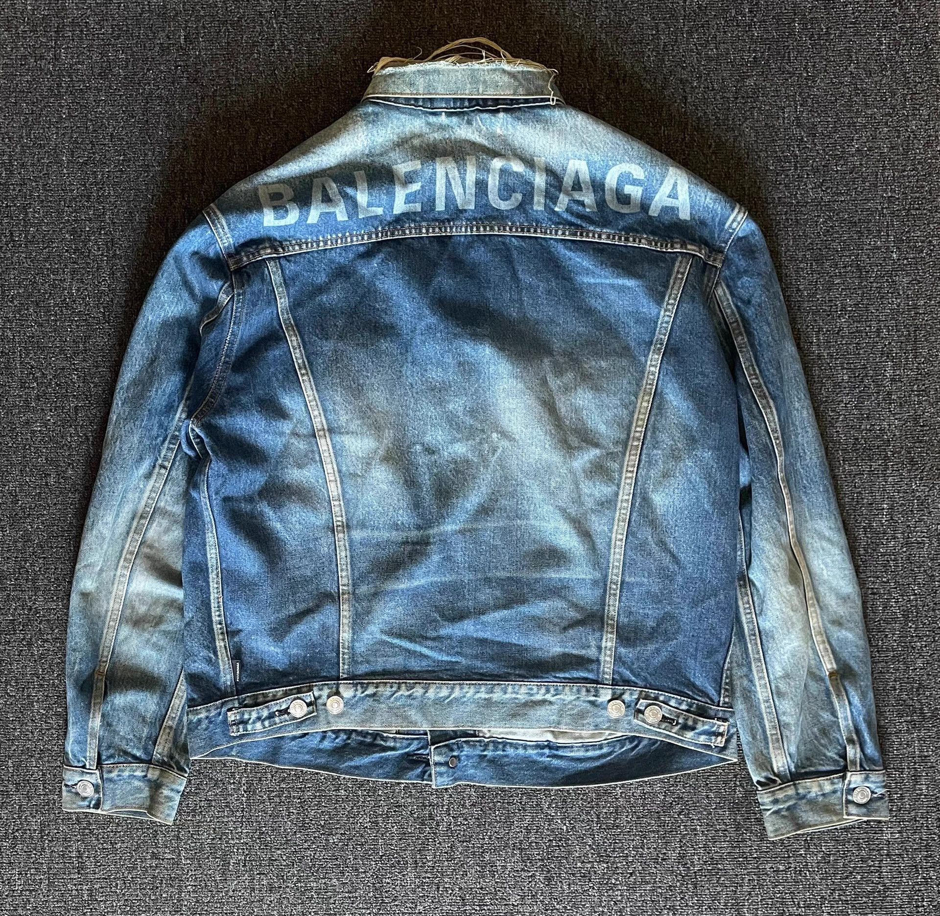 Balenciaga Balenciaga denim jacket Q4 Size US L / EU 52-54 / 3 - 2 Thumbnail