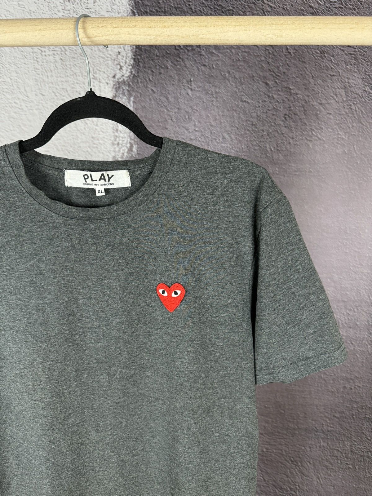 Comme des Garcons PLAY Play Comme des Garçons heart basic grey tee shirt Size US XL / EU 56 / 4 - 3 Thumbnail
