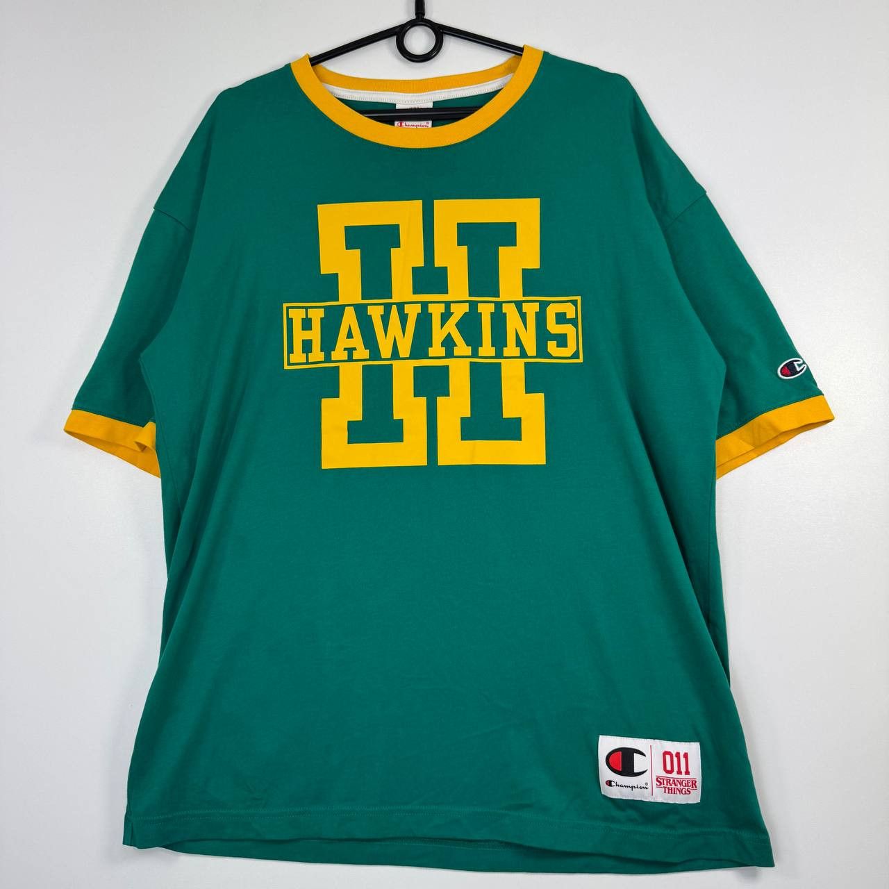 Champion Champion x Stranger Things Hawkins T-Shirt Mens Size XL Size US XL / EU 56 / 4 - 1 Thumbnail