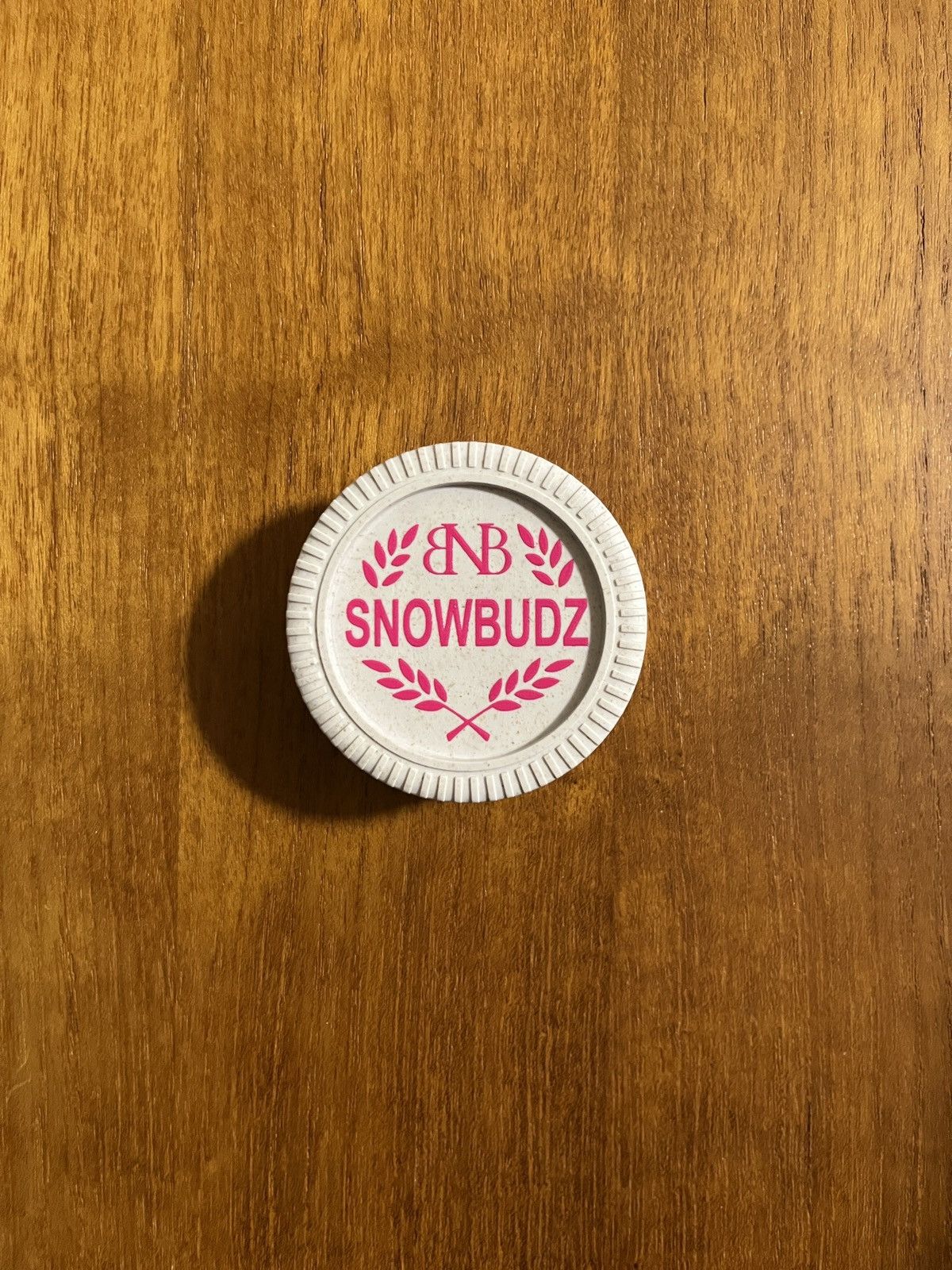 Drain Gang Snow Strippers x Snow Budz Grinder Size ONE SIZE - 1 Thumbnail