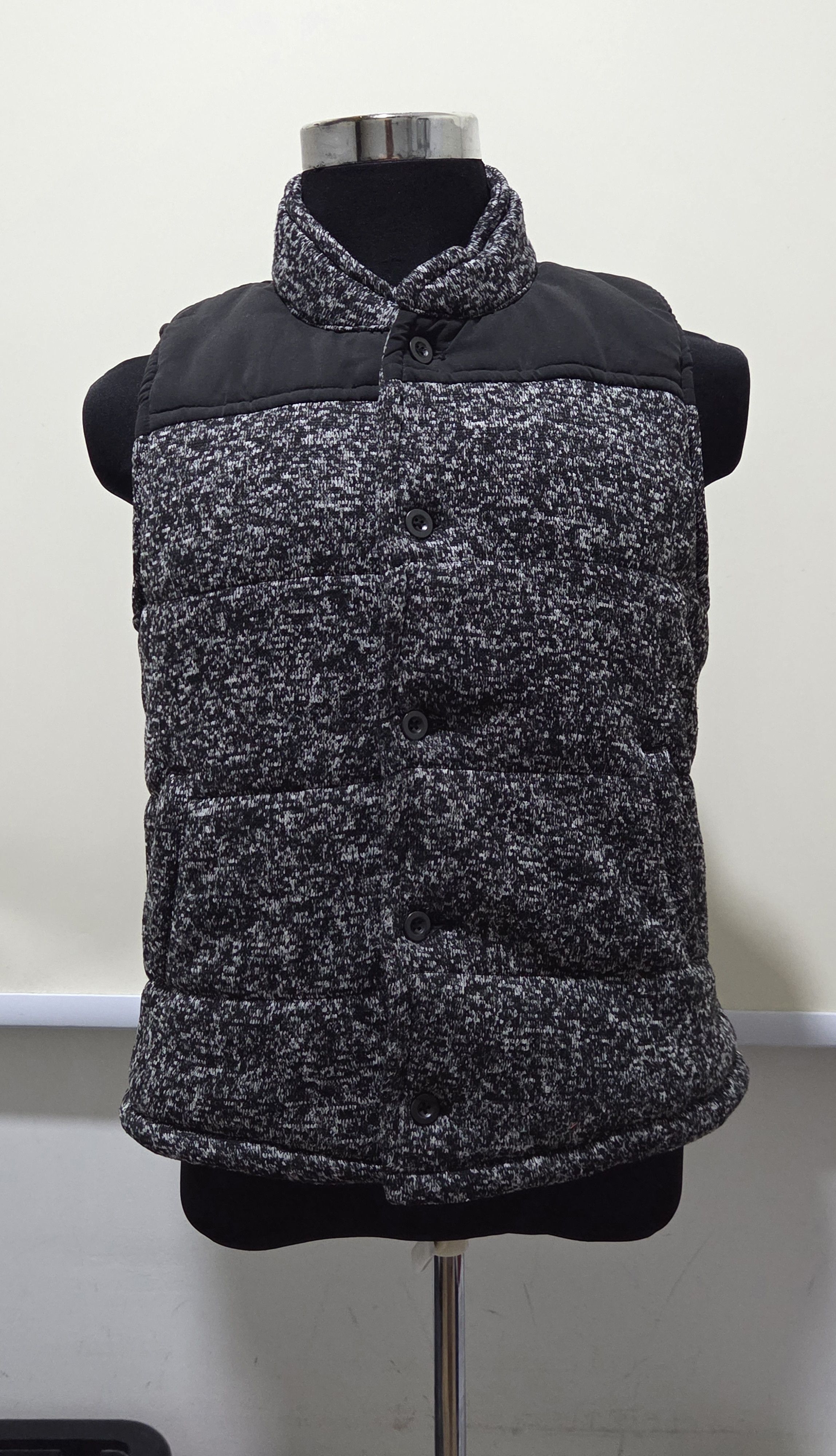 In The Attic Vintage IN THE ATTIC Punk Japan Brand Winter Vest Size US M / EU 48-50 / 2 - 4 Thumbnail