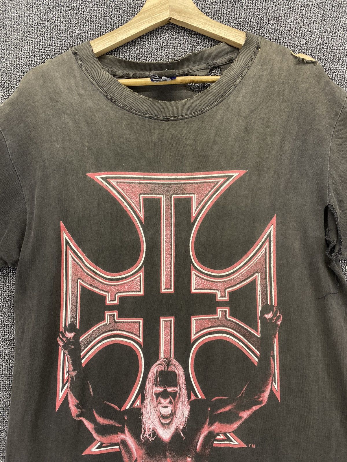 Vintage Vintage WWE Triple H Balenciaga Style Distressed Tee T Shirt Size US M / EU 48-50 / 2 - 5 Thumbnail