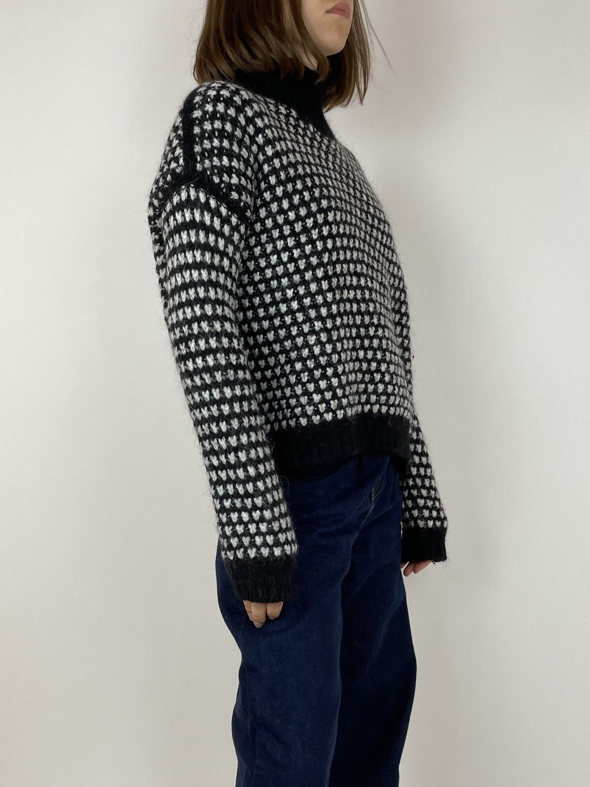 Hugo Boss HUGO BOSS WOMENS wool cropped oversized High Neck sweater Size L / US 10 / IT 46 - 4 Thumbnail