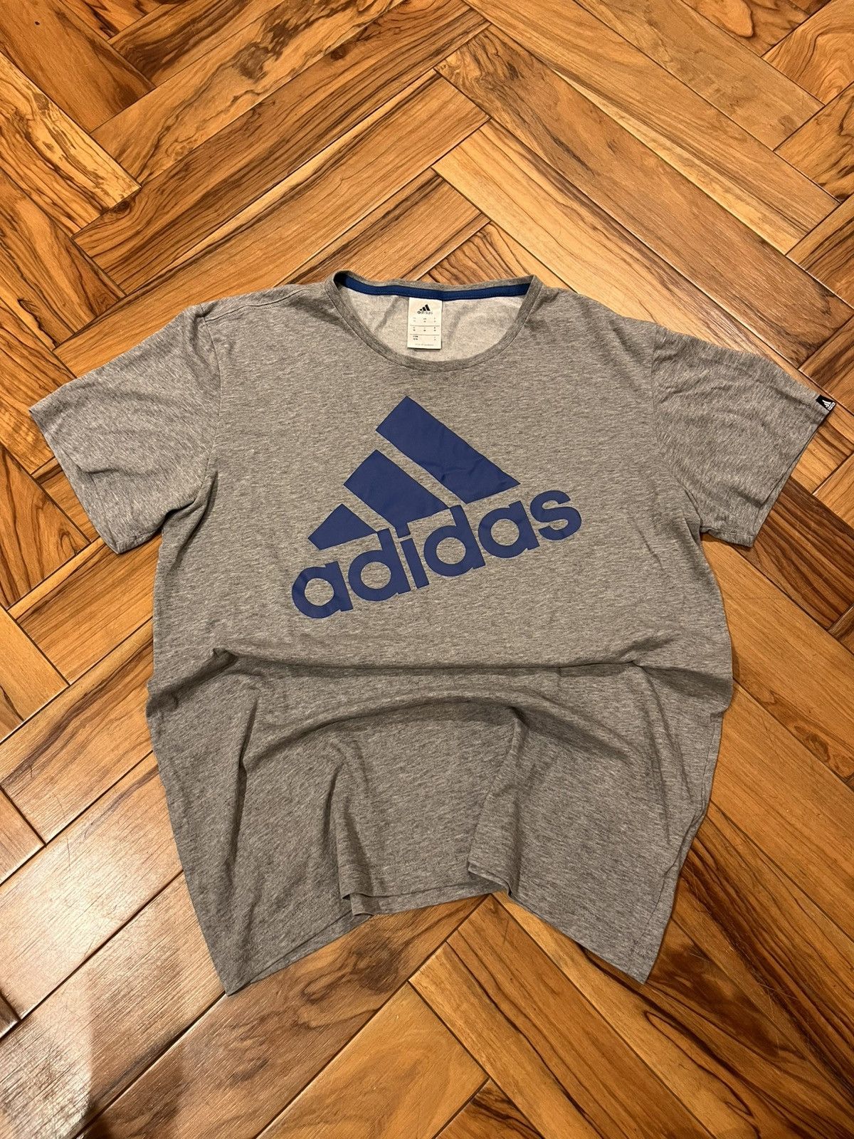 Adidas Adidas Men’s Grey Graphic T-Shirt – Size M Size US M / EU 48-50 / 2 - 3 Thumbnail