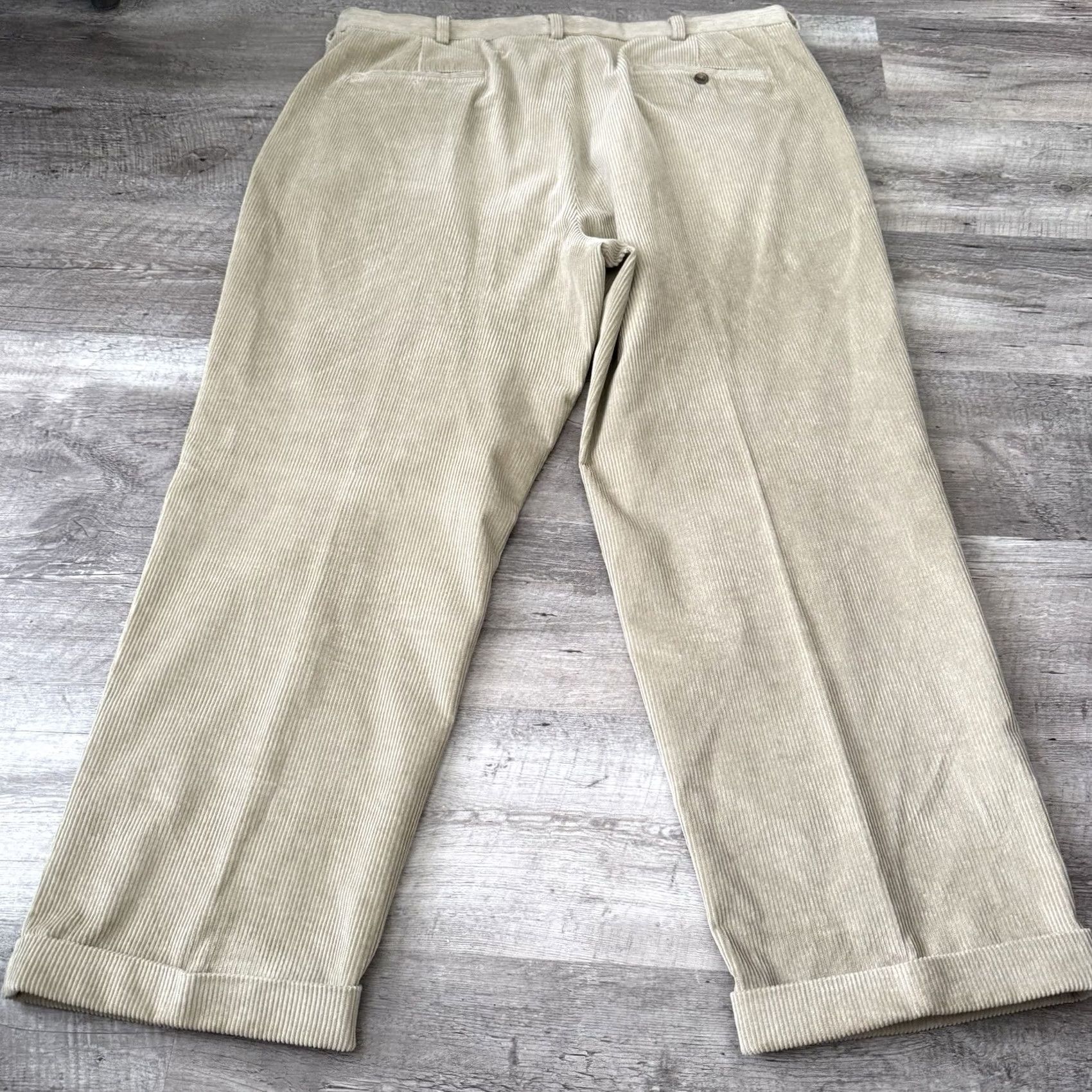 Brooks Brothers Brooks Brothers 346 Pants Mens 42x30 Tan Wide Wale Corduroy Pleated Cuffed Size US 42 / EU 58 - 5 Thumbnail