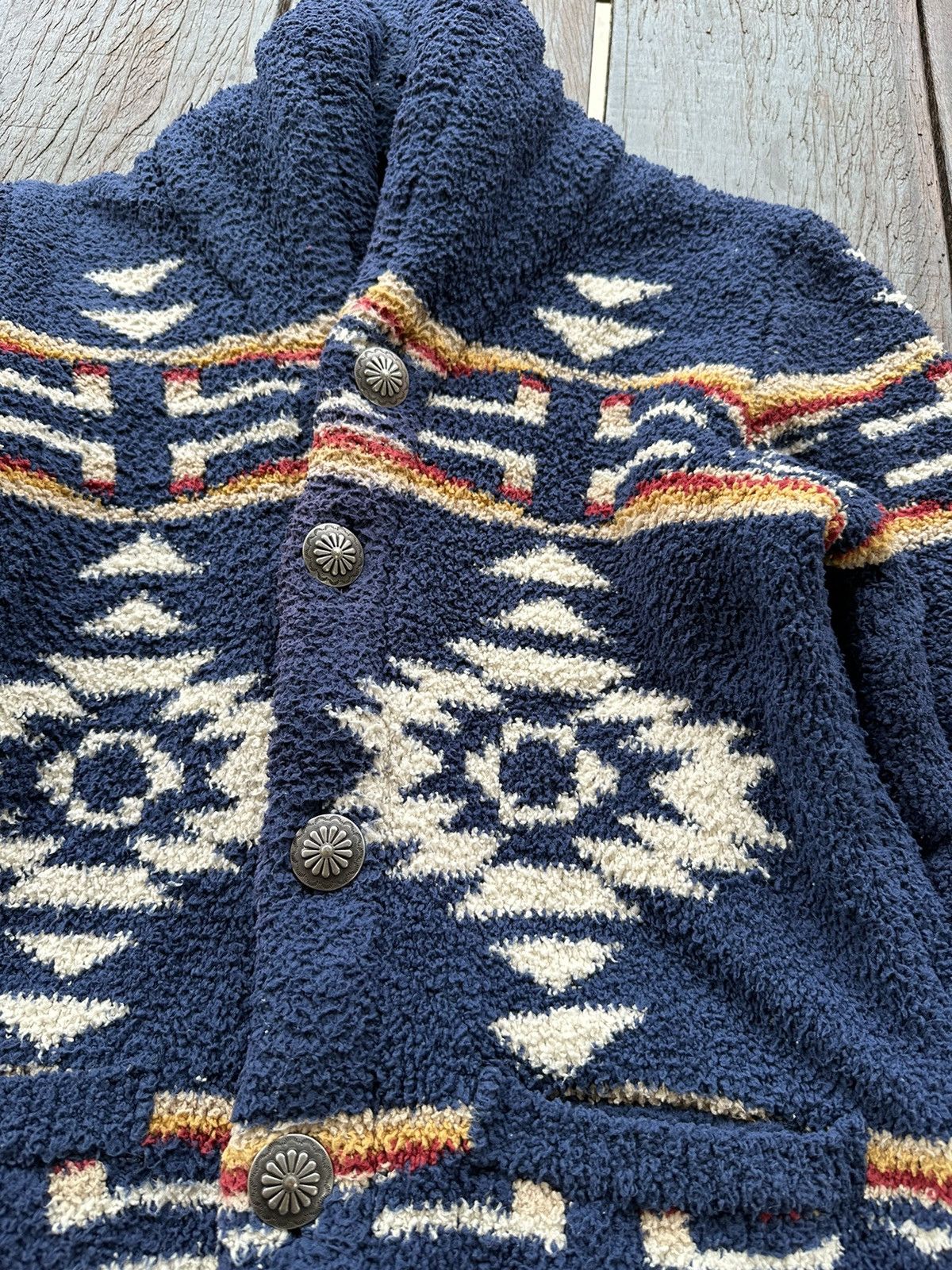 Other Hawaii navajo fleece button nice design Size US M / EU 48-50 / 2 - 7 Thumbnail