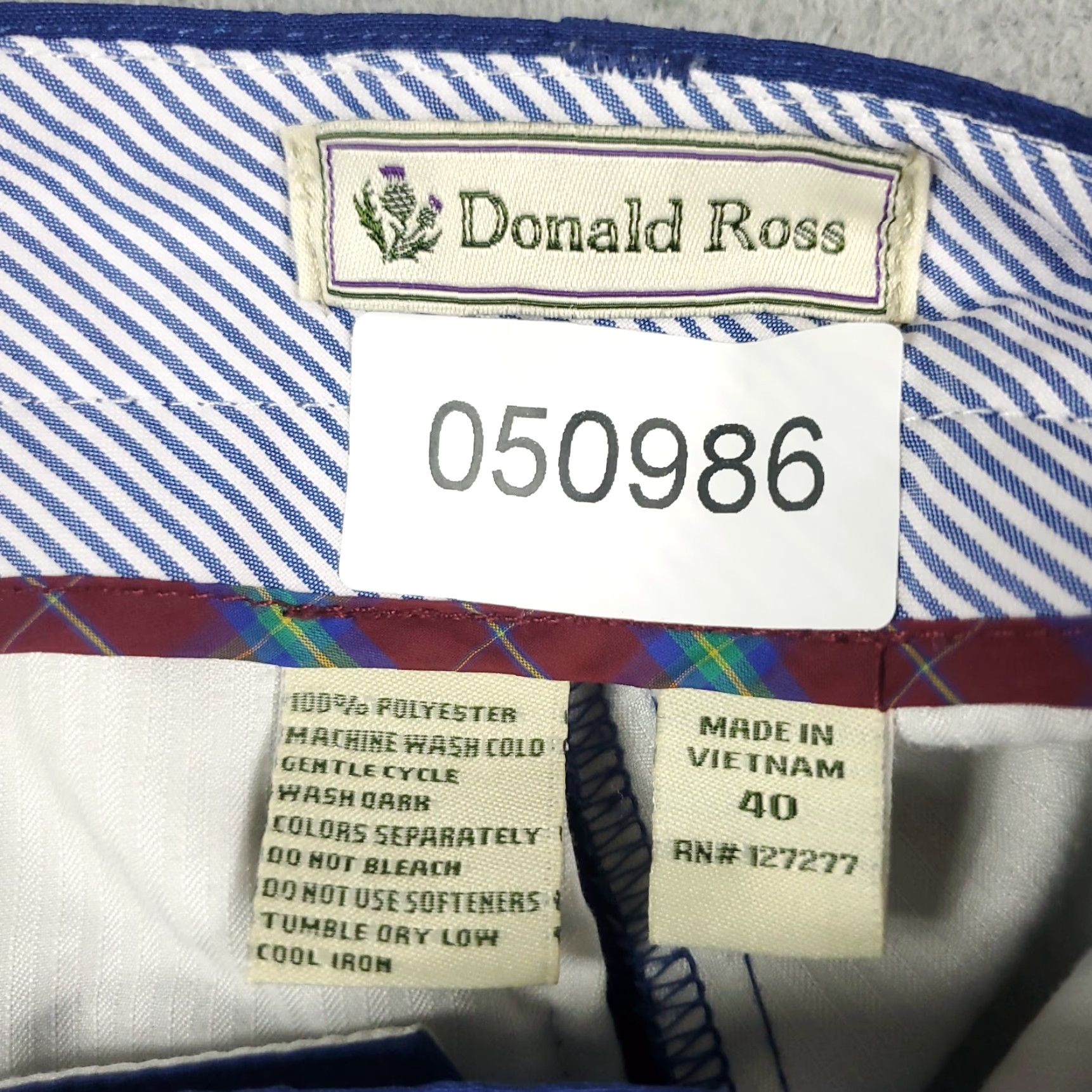Vintage Donald Ross Mens Shorts 40 Blue Polyester Flat Front Chino Casual Flat-Front Solid Front Zip Pocket Regular 40 Mens Clothing Blues Size US 40 / EU 56 - 8 Thumbnail