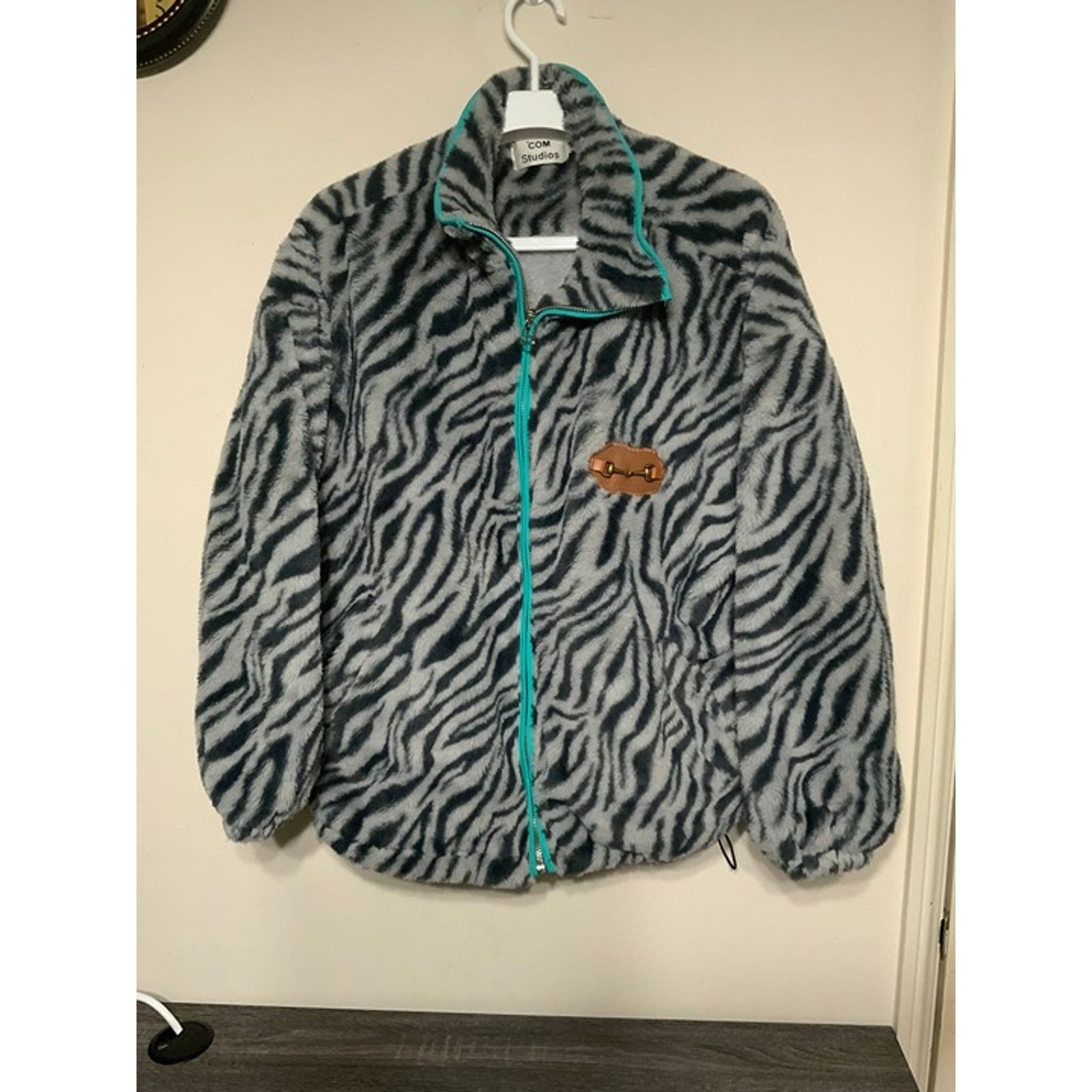 Other iCOM Design by Woods Furry Coat Zebra Print Size M- Used Size M / US 6-8 / IT 42-44 - 1 Thumbnail