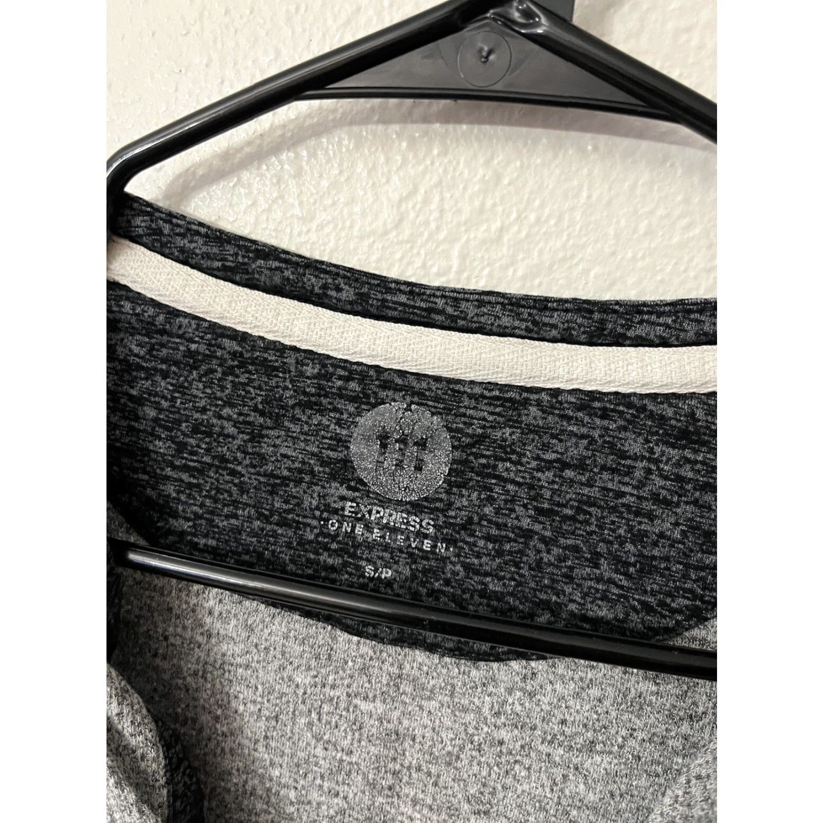 Express Express One Eleven Shirt Mens Small gray henley long sleeves Size US S / EU 44-46 / 1 - 3 Thumbnail
