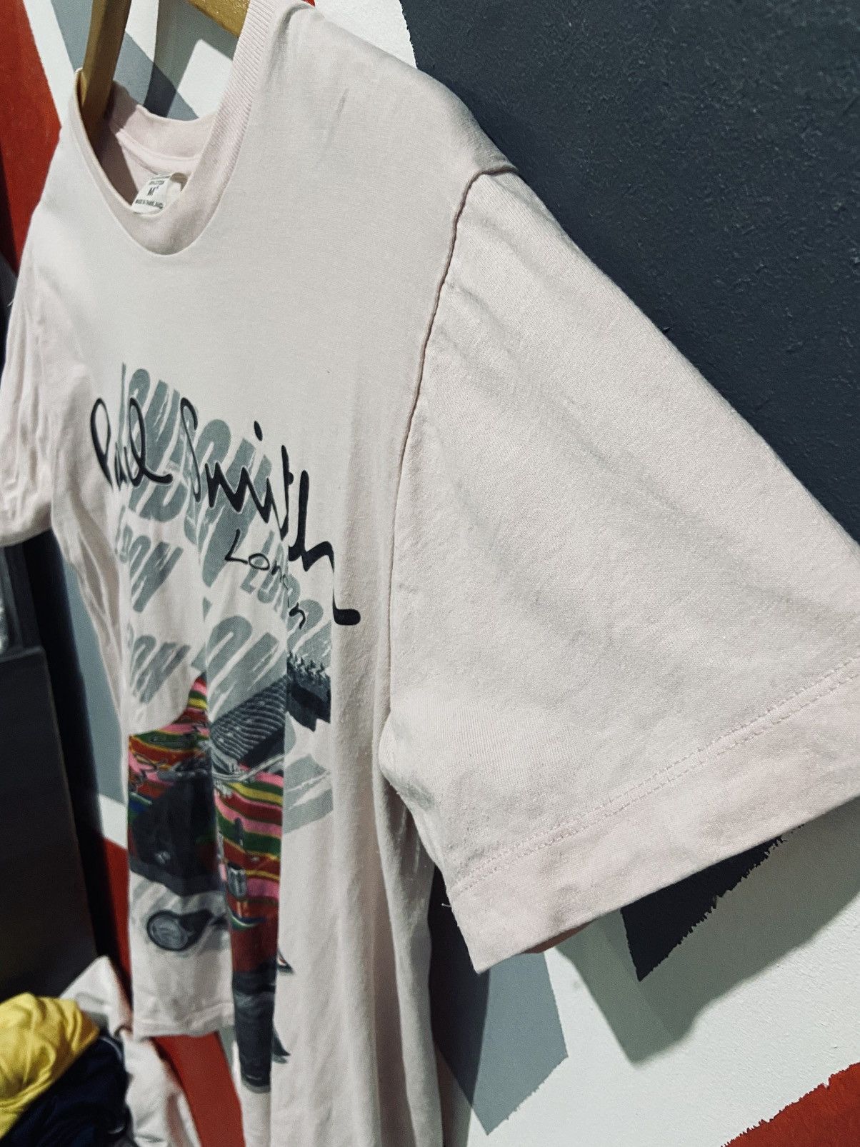 Paul Smith Paul Smith London- big Guitar Tee Size US S / EU 44-46 / 1 - 3 Thumbnail