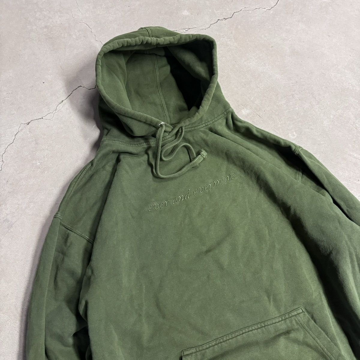 image of Band Tees Taylor Swift Ever And Evermore Green Hoodie Size XL in Blue, Men's