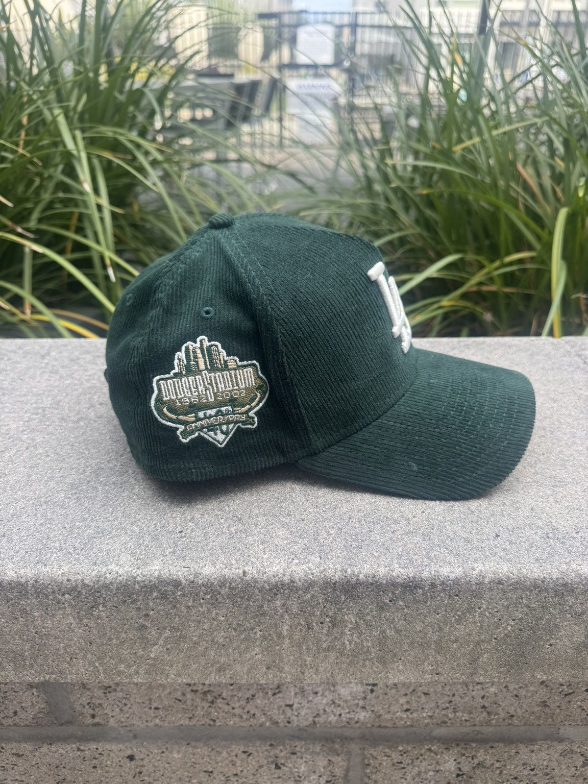Other Forest green corduroy LA embroidered snapback Size ONE SIZE - 2 Thumbnail