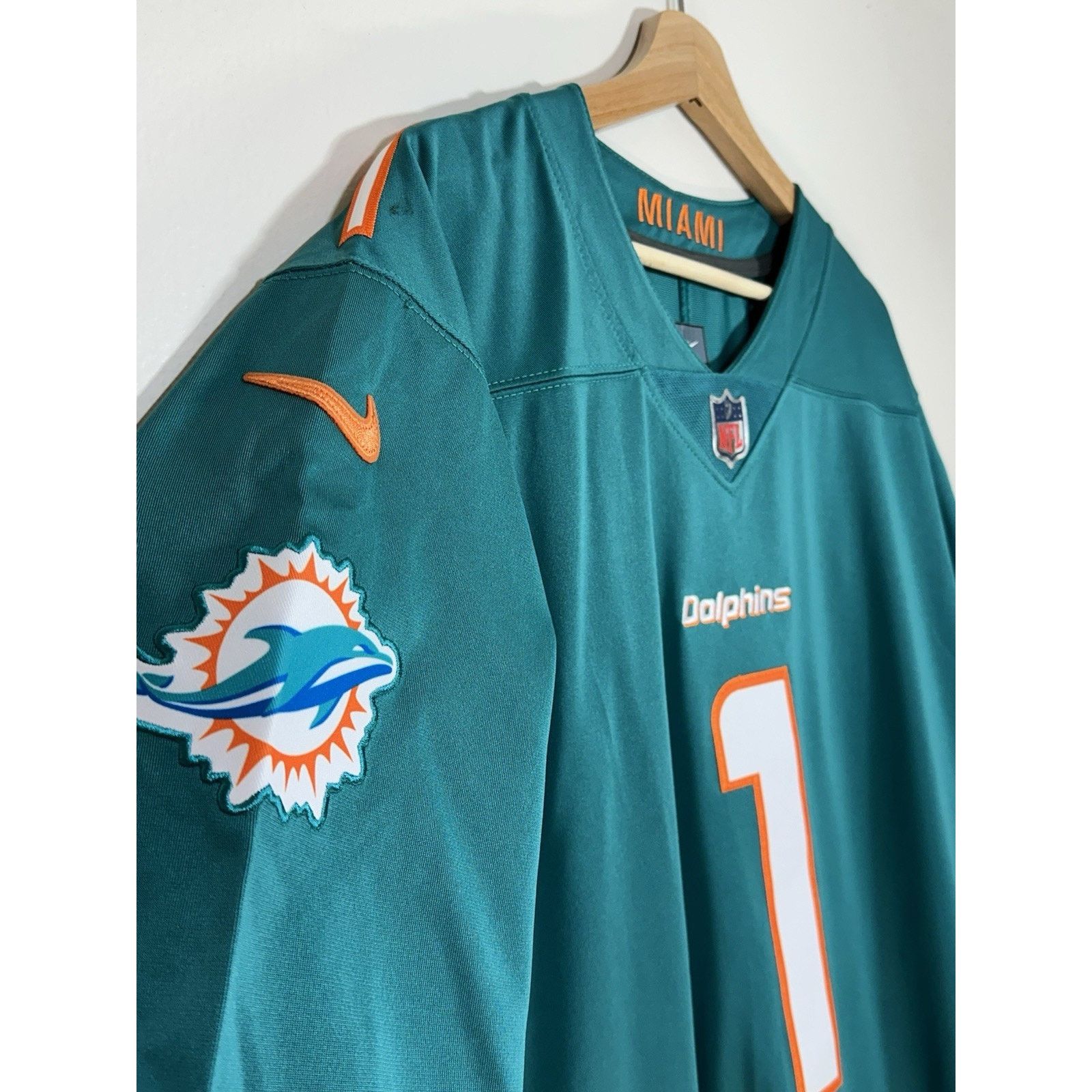 Nike Tua Tagovailoa Nike Men's Jersey #1 Miami Dolphins Size L Size US L / EU 52-54 / 3 - 2 Thumbnail