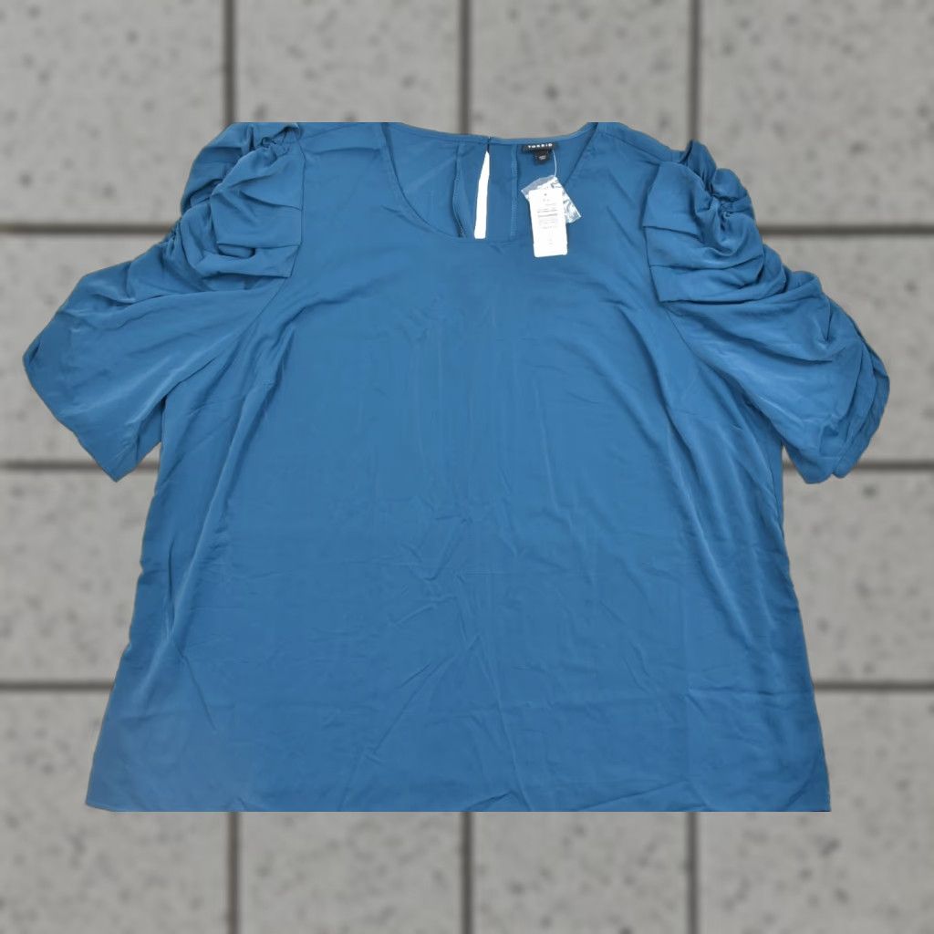 Torrid Torrid Plus Size 5X 28 Legion Blue SS Ruched Sleeve Blouse New Size XXL / US 16-18 / IT 52-54 - 1 Thumbnail