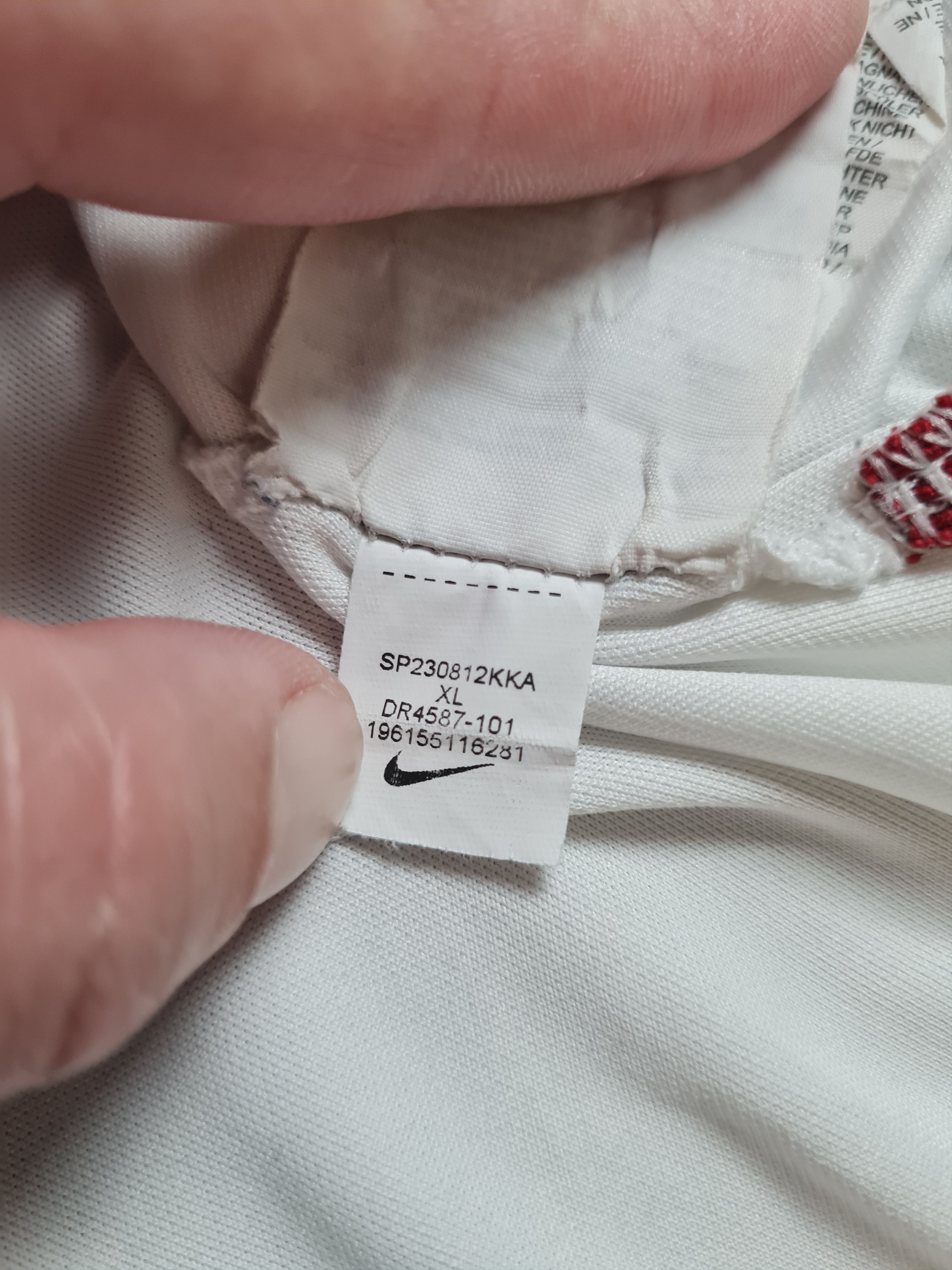 Nike Football Jersey Liverpool 2022-23 Nike training Soccer shirt Size US XL / EU 56 / 4 - 14 Thumbnail