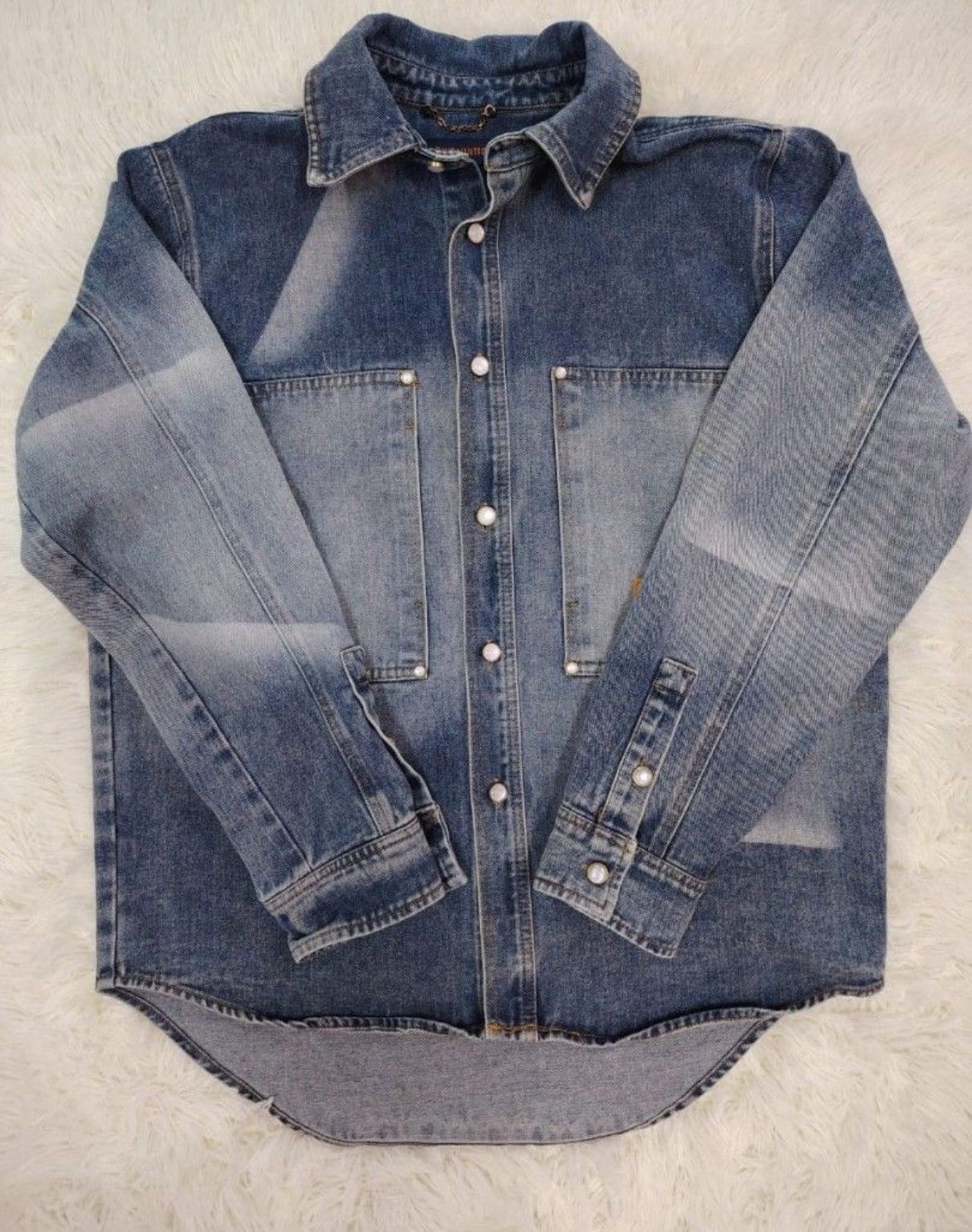 Louis Vuitton Authentic Louis Vuitton Denim Shirt Size US L / EU 52-54 / 3 - 1 Thumbnail