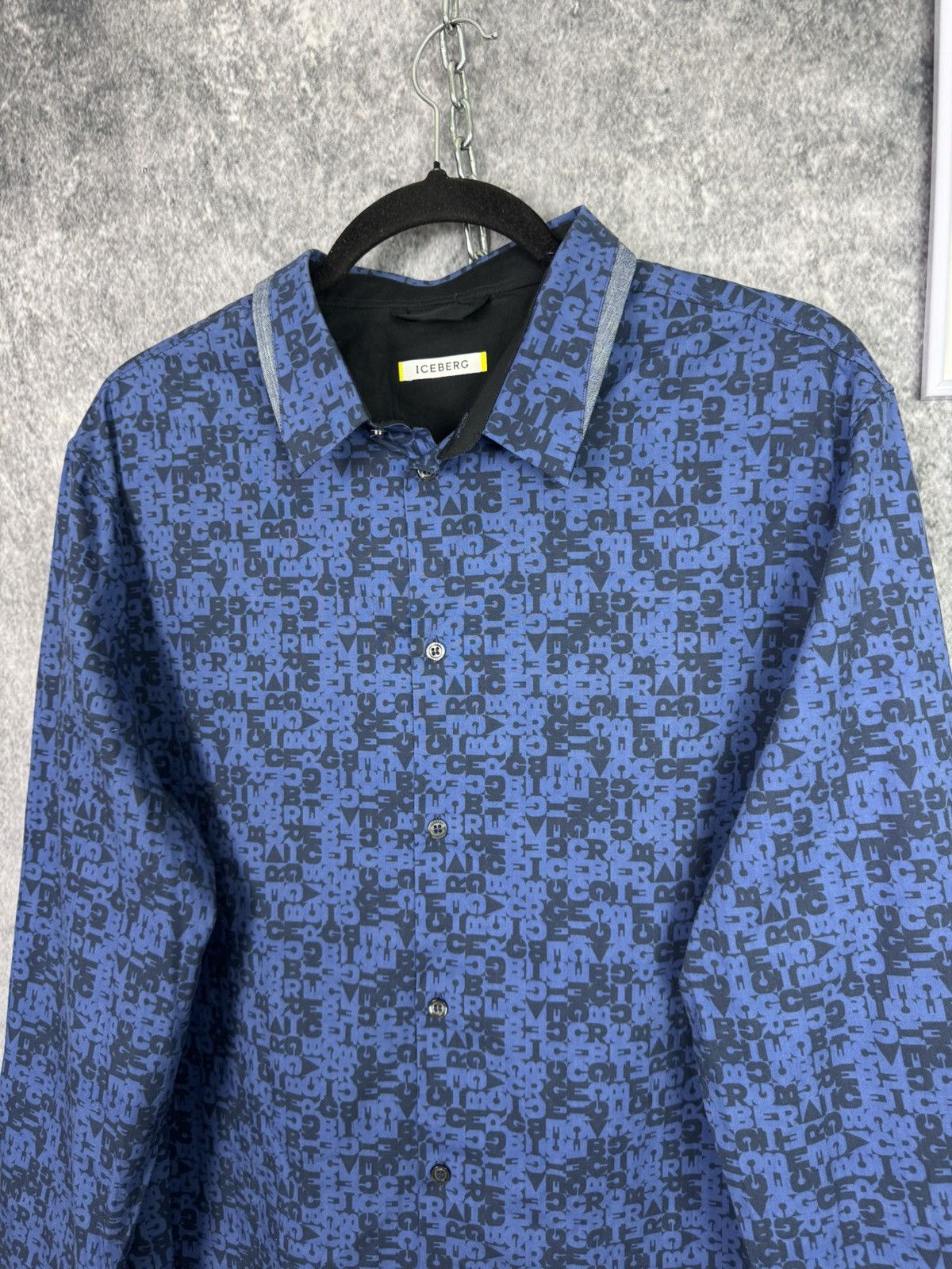 Iceberg Shirt Iceberg men’s size L old money luxury denim multi logo Size US L / EU 52-54 / 3 - 6 Thumbnail