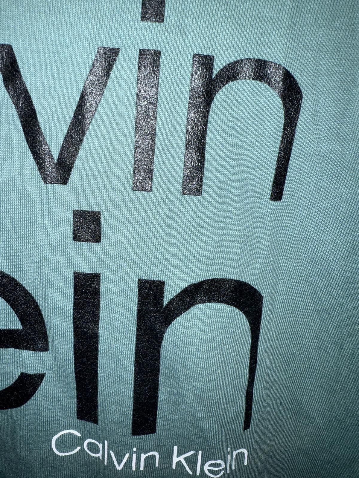 Calvin Klein Calvin Klein Graphic T-Shirt - Stylish & Comfortable Size US L / EU 52-54 / 3 - 3 Thumbnail