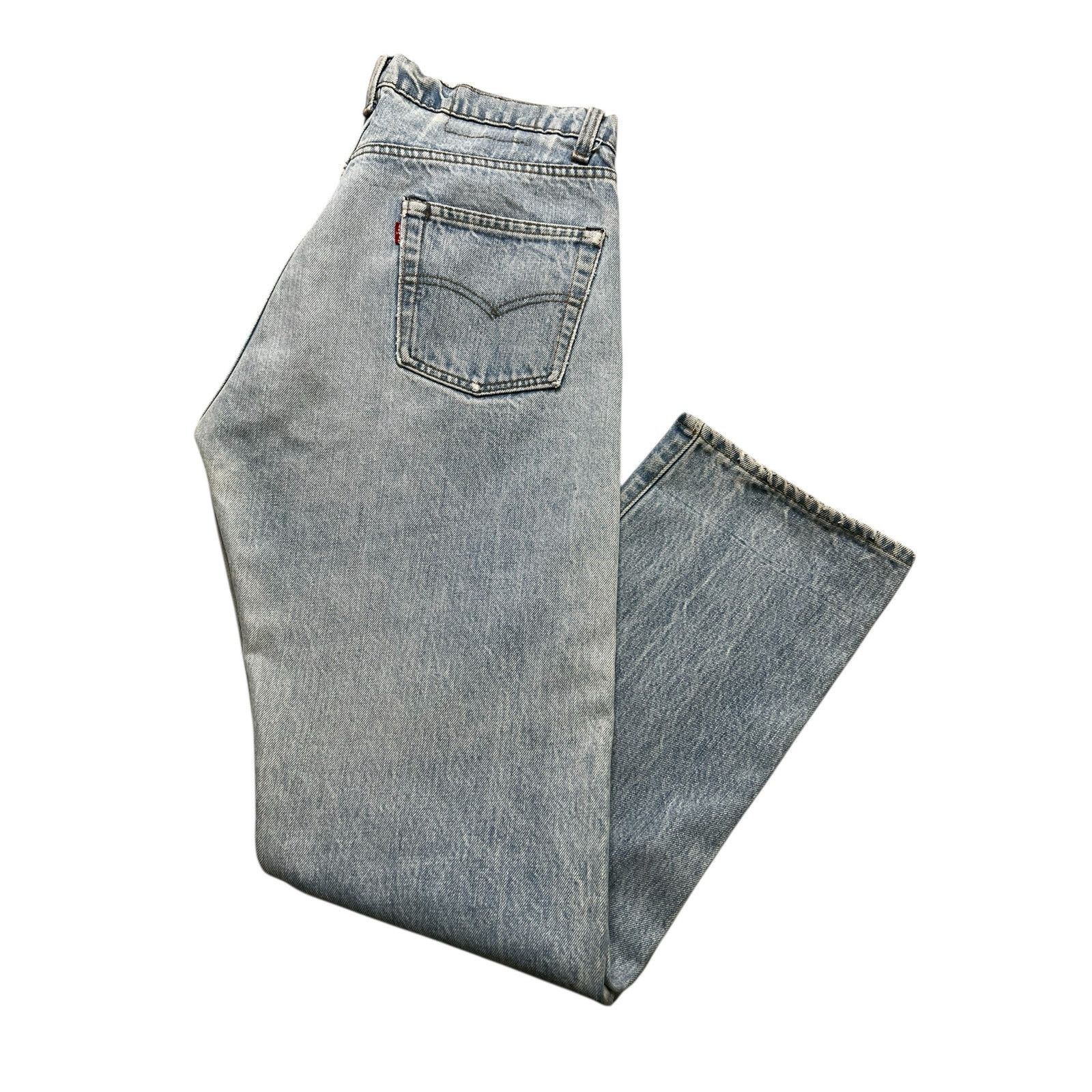 Levi's Vintage 80s Levis 501 Jeans Mens 32x30 Blue Denim distress Size US 32 / EU 48 - 14 Thumbnail
