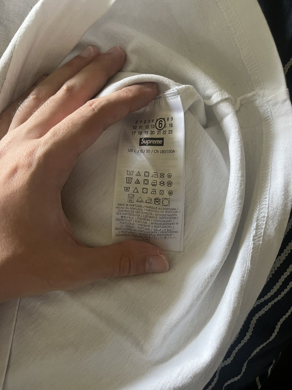 MM6 × Maison Margiela × Supreme supreme x Maison margiela Box Logo tee Size US L / EU 52-54 / 3 - 4 Thumbnail