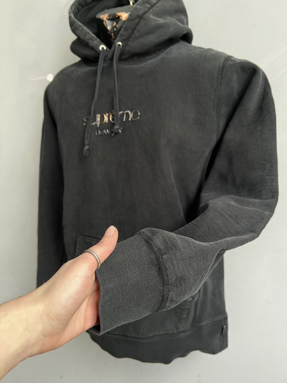 Supreme Supreme washed Classic Black Hoodie Sweatshirt centr logo Size US M / EU 48-50 / 2 - 6 Thumbnail