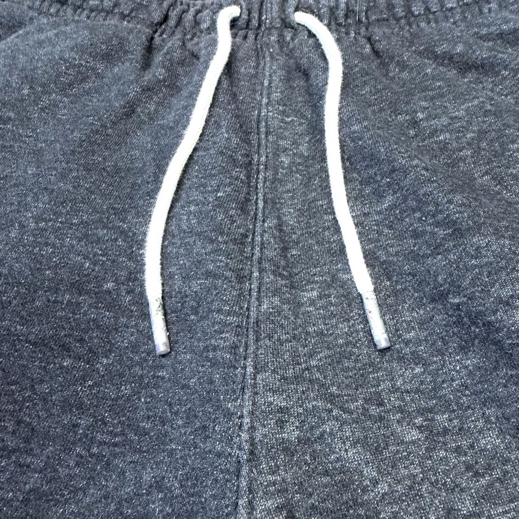 Nike Nike Sweatpants Mens M Gray Fleece Jogger with Swoosh Logo Athletic Drawstring Pockets Slim Tapered 29in Inseam Size US 31 - 7 Thumbnail