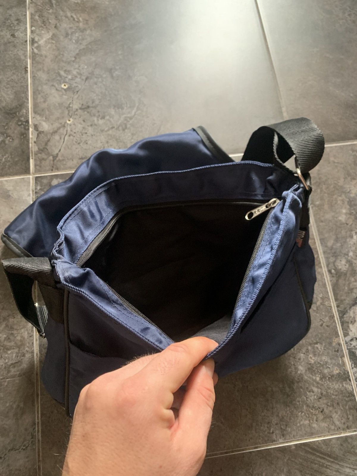 Ralph Lauren Sport 🔥🇺🇸 VINTAGE POLO SPORT BAG MASSENGER Y2K 🇺🇸🔥 Size ONE SIZE - 6 Thumbnail