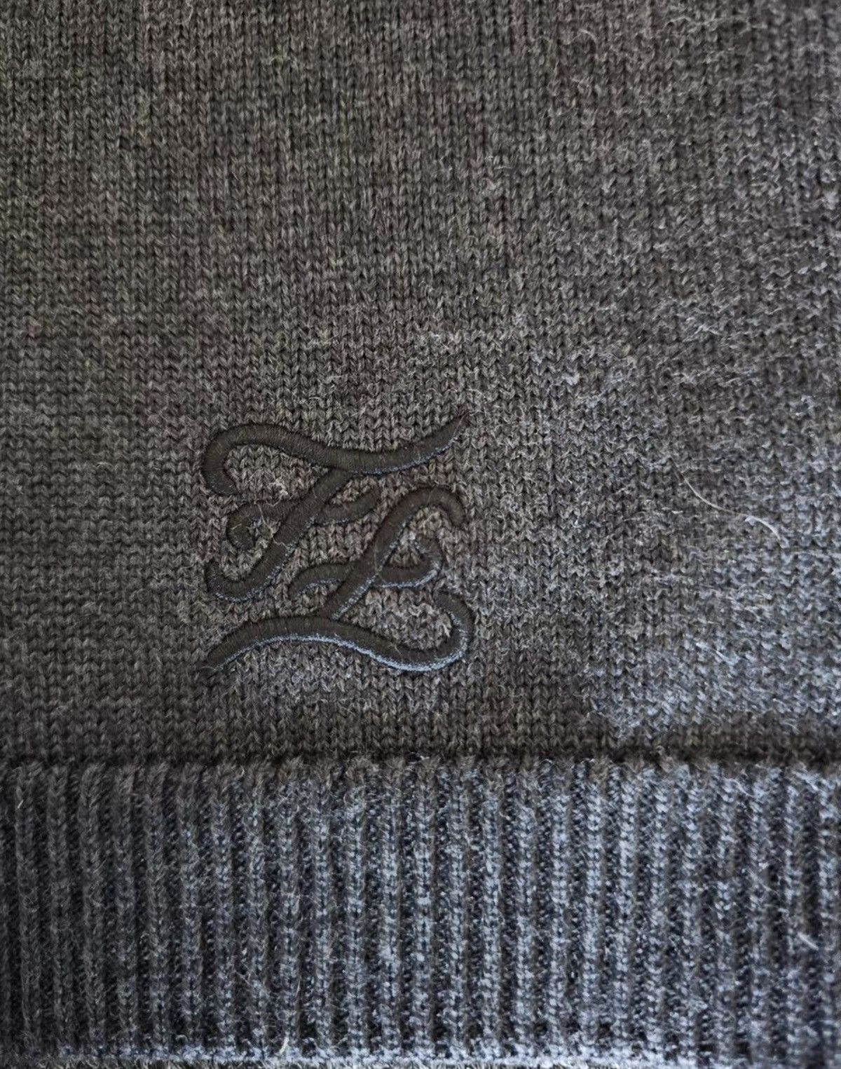 Fendi Fendi Wool Sweater Vest Size US M / EU 48-50 / 2 - 3 Thumbnail