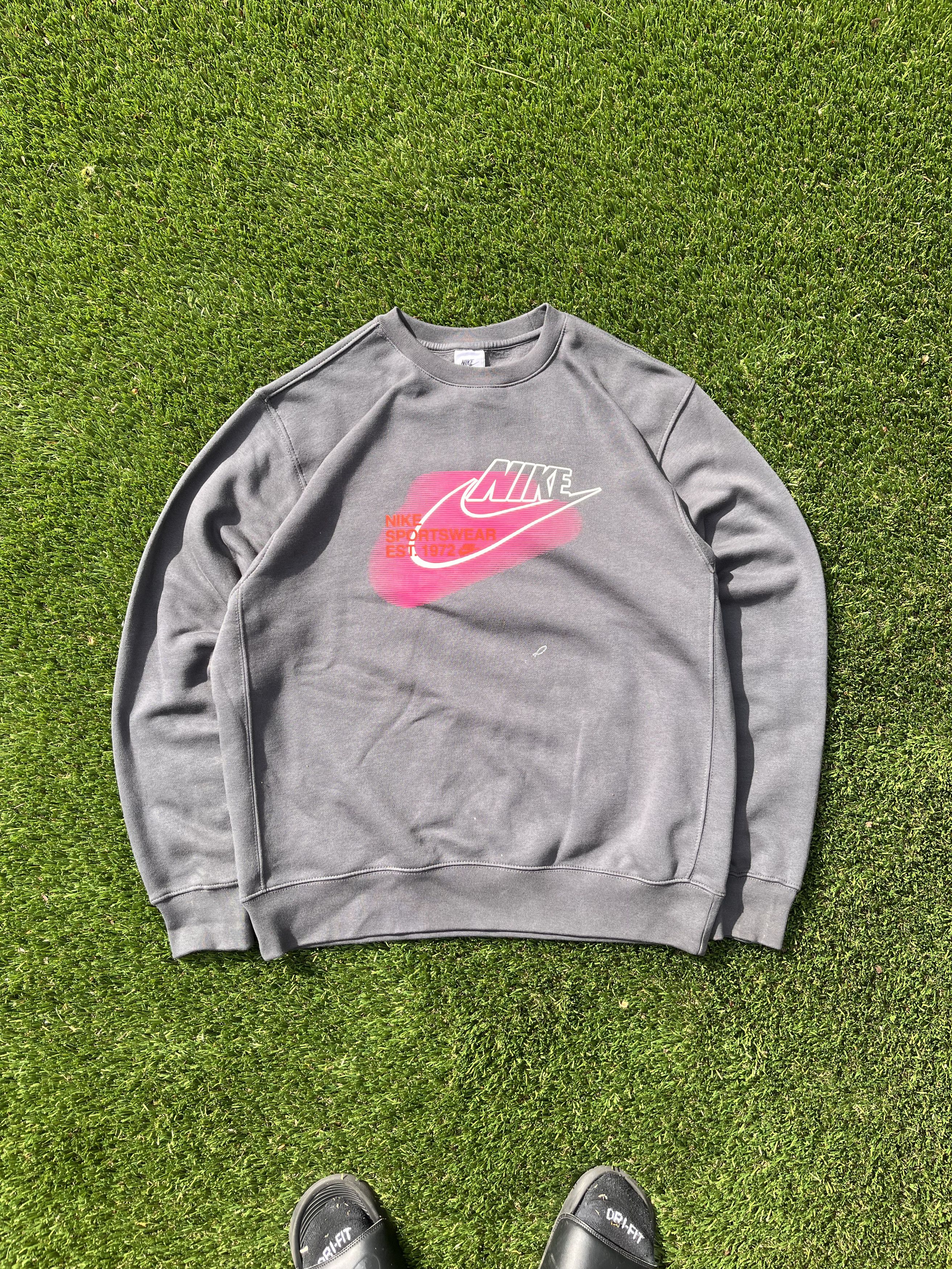 Nike Vintage Nike Black Crewneck Size US M / EU 48-50 / 2 - 1 Thumbnail