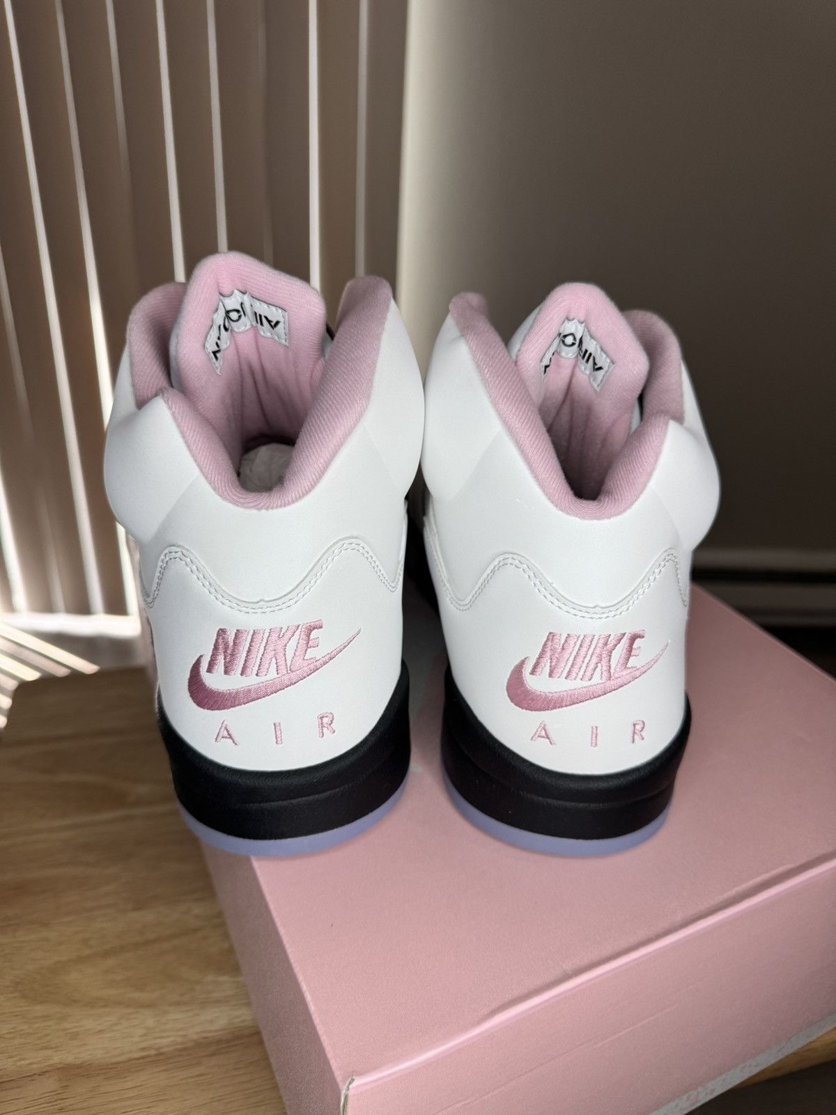 Jordan Brand Air Jordan 5 Retro ‘Medium Soft Pink’ Size US 14 / EU 47 - 8 Thumbnail