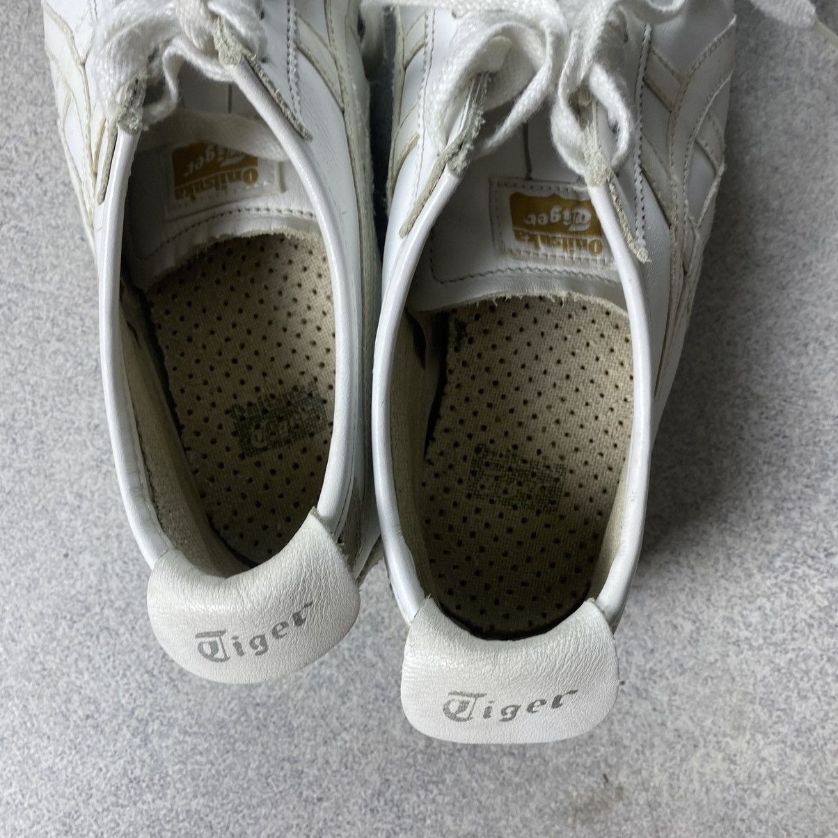 Asics Mens Vintage Asics Onitsuka Tiger Low Top Sneakers Size US 8 / EU 41 - 11 Thumbnail